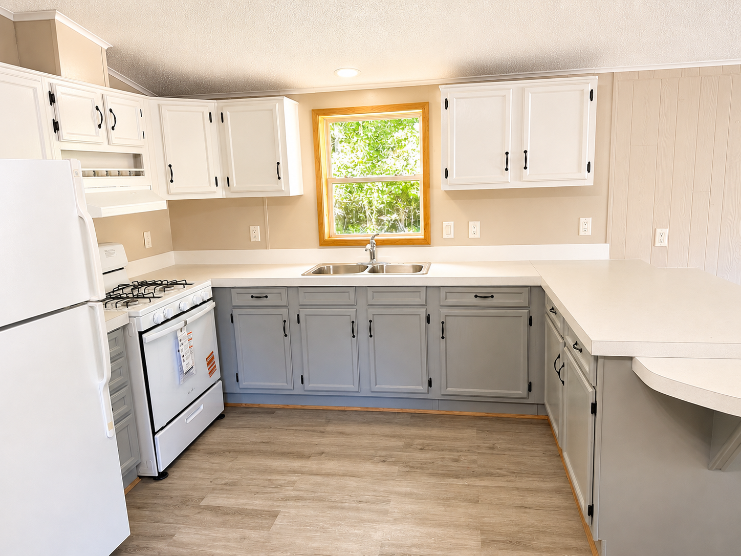 2000 single family home for sale at 4856 State 84 Highway, Unit Lot 40 in Longville, MN — 2 bed, 1 bath (photo 3 of 10)
