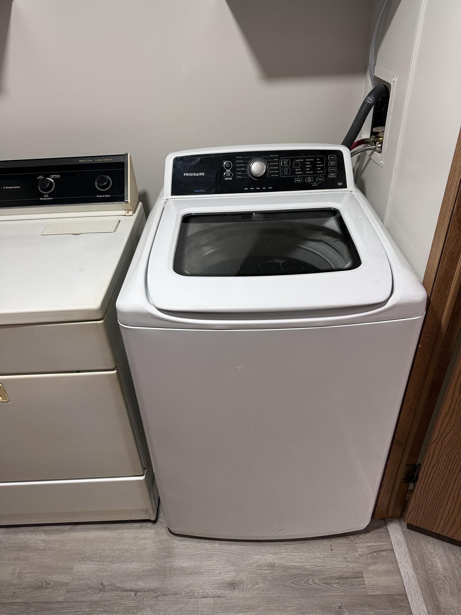 2000 single family home for sale at 4856 State 84 Highway, Unit Lot 40 in Longville, MN — 2 bed, 1 bath (photo 8 of 10)
