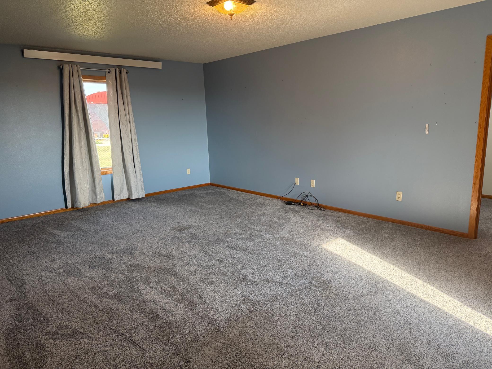 1945 single family home for sale at 6659 122nd Avenue SE in Lisbon, ND — 3 bed, 3 bath (photo 14 of 53)