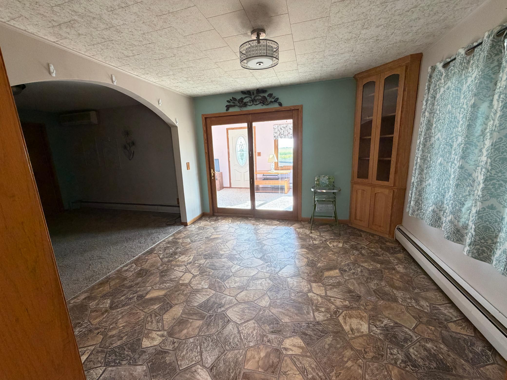 1945 single family home for sale at 6659 122nd Avenue SE in Lisbon, ND — 3 bed, 3 bath (photo 7 of 53)