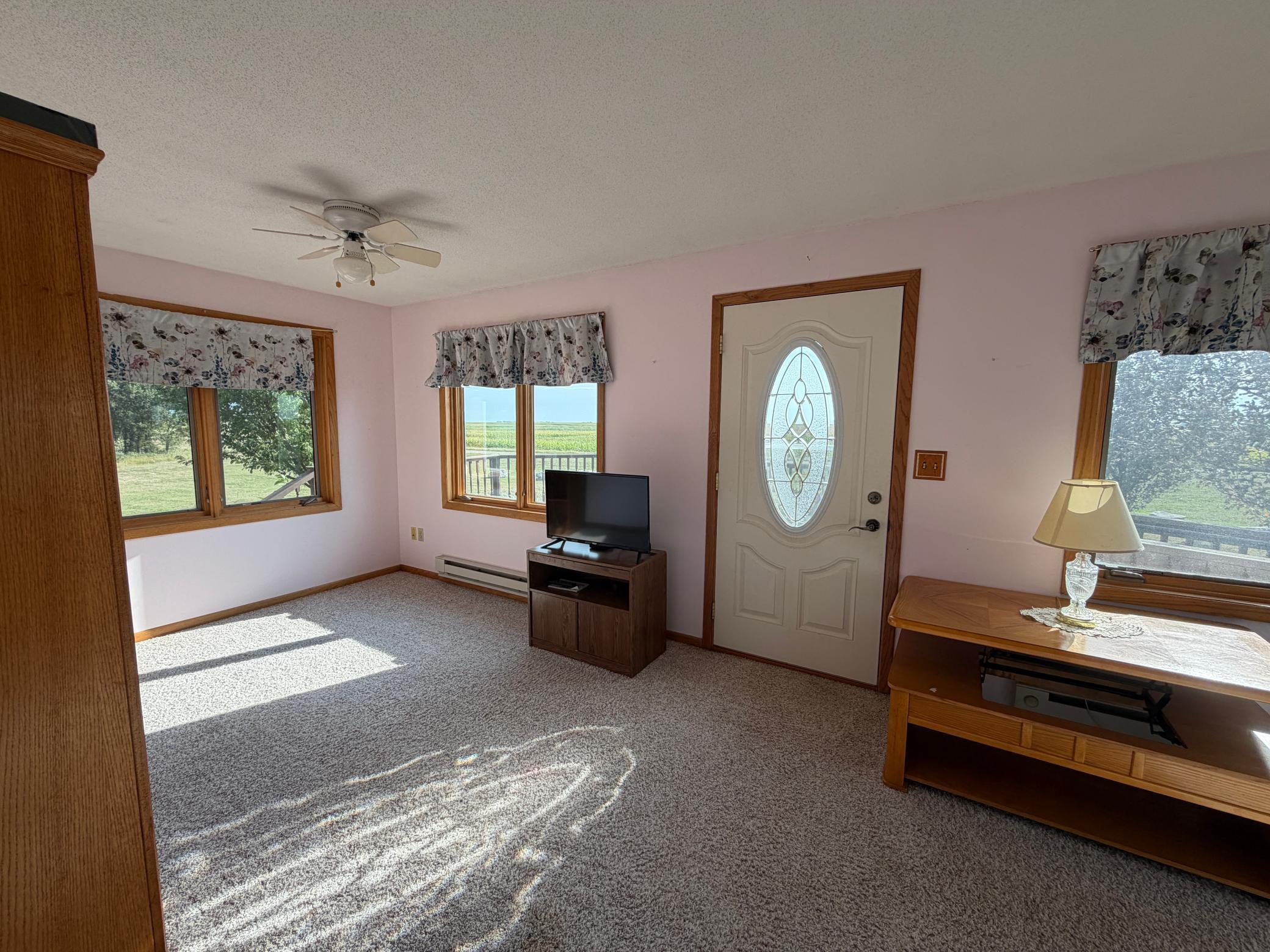 1945 single family home for sale at 6659 122nd Avenue SE in Lisbon, ND — 3 bed, 3 bath (photo 10 of 53)