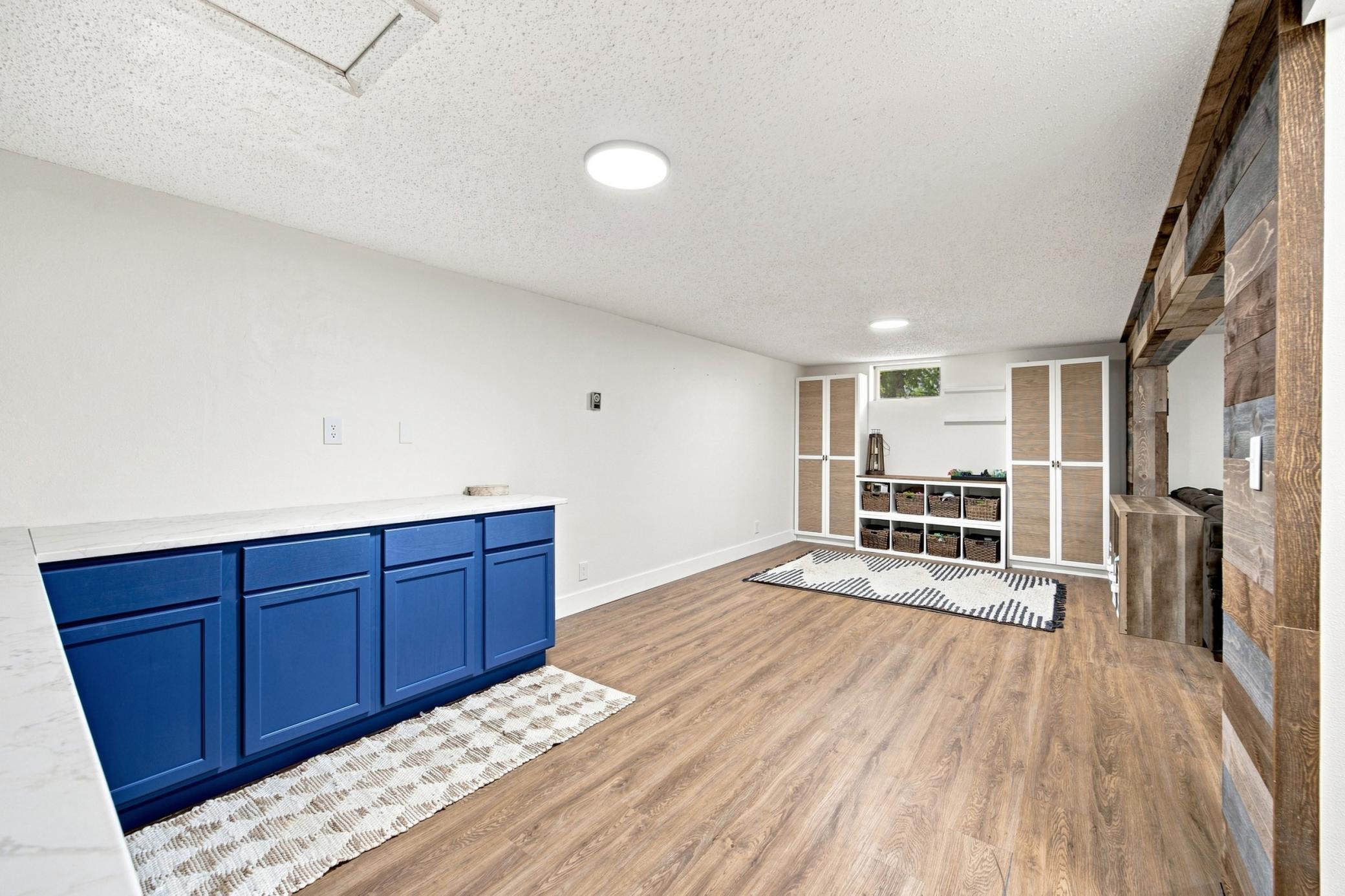 1975 single family home for sale at 6205 Oakport Street N in Moorhead, MN — 3 bed, 2 bath (photo 26 of 40)