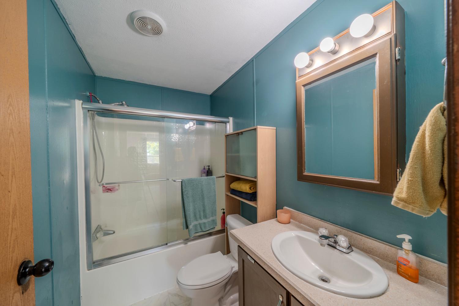 2012 single family home for sale at 26226 120th Avenue in Lake Park, MN — 4 bed, 2 bath (photo 13 of 44)