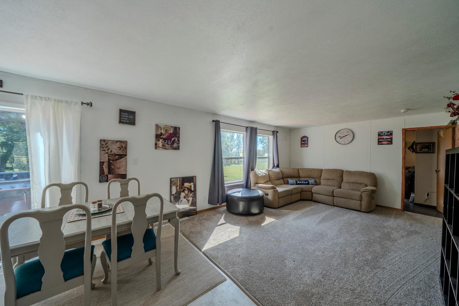 2012 single family home for sale at 26226 120th Avenue in Lake Park, MN — 4 bed, 2 bath (photo 6 of 44)