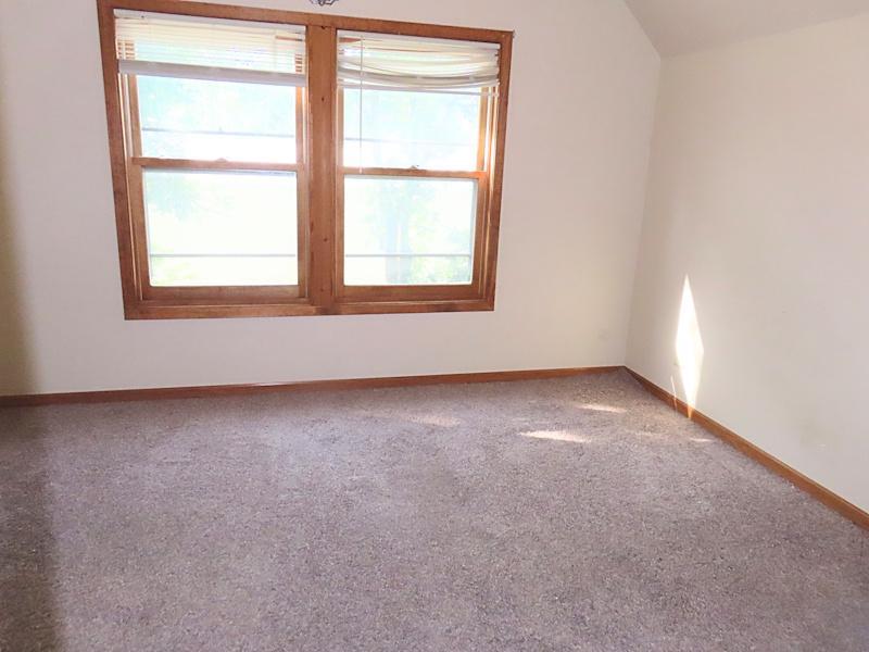 1905 single family home for sale at 518 Main Avenue N in Thief River Falls, MN — 4 bed, 2 bath (photo 18 of 30)