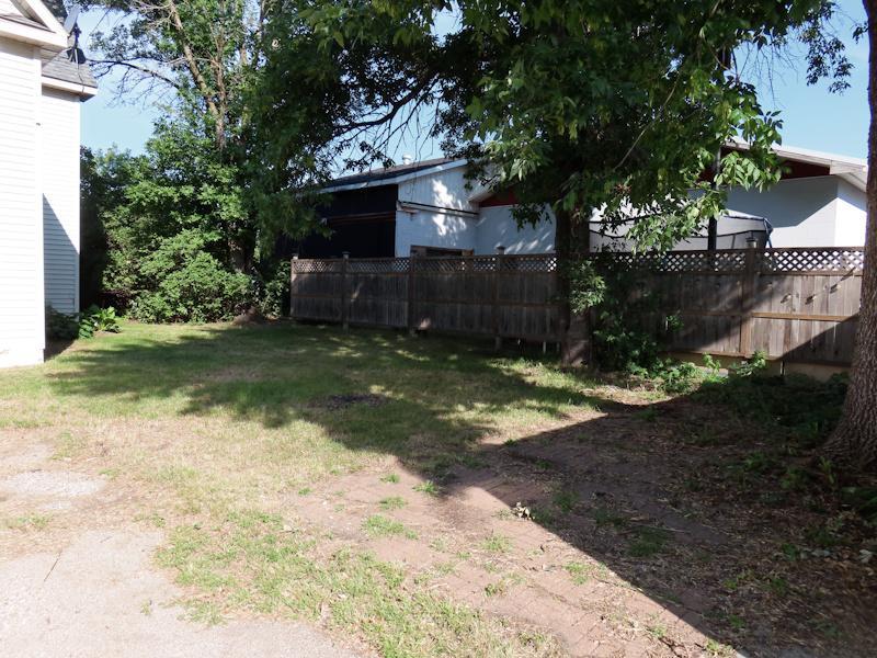 1905 single family home for sale at 518 Main Avenue N in Thief River Falls, MN — 4 bed, 2 bath (photo 30 of 30)