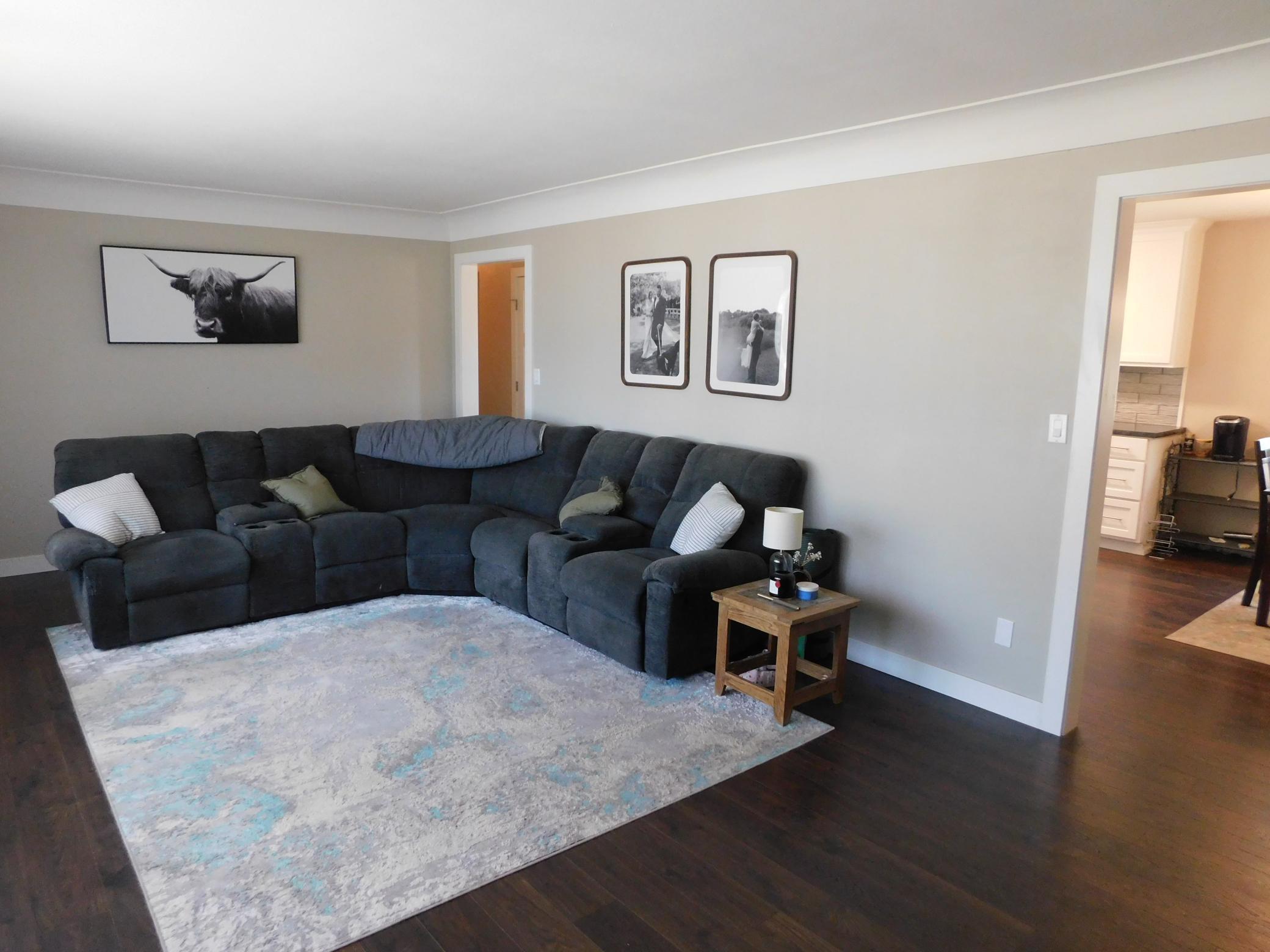 1960 single family home for sale at 1017 17th Street N in Moorhead, MN — 4 bed, 2 bath (photo 12 of 36)