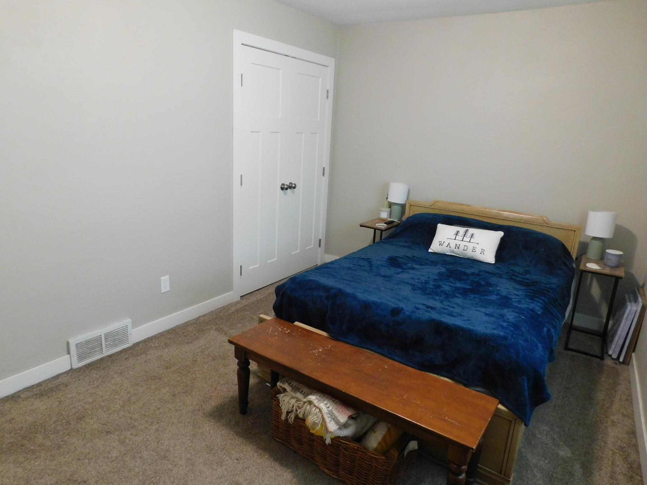1960 single family home for sale at 1017 17th Street N in Moorhead, MN — 4 bed, 2 bath (photo 20 of 36)