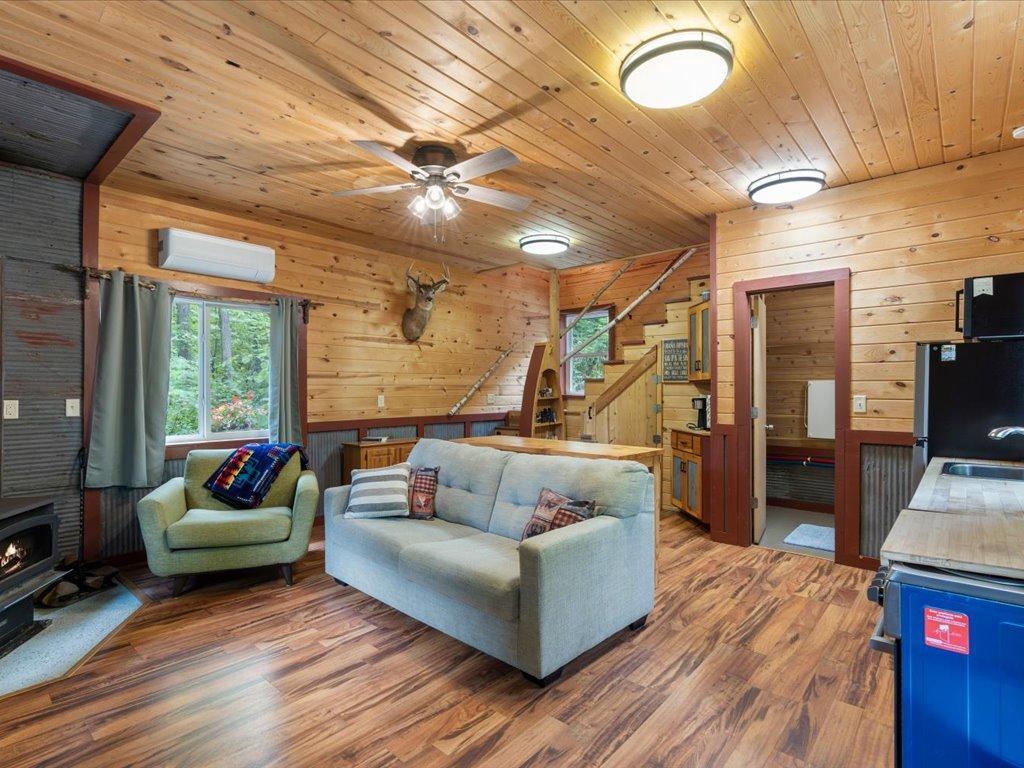 2012 single family home for sale at 10531 Chippewa Beach Road NW in Cass Lake, MN — 2 bed, 1 bath (photo 6 of 38)