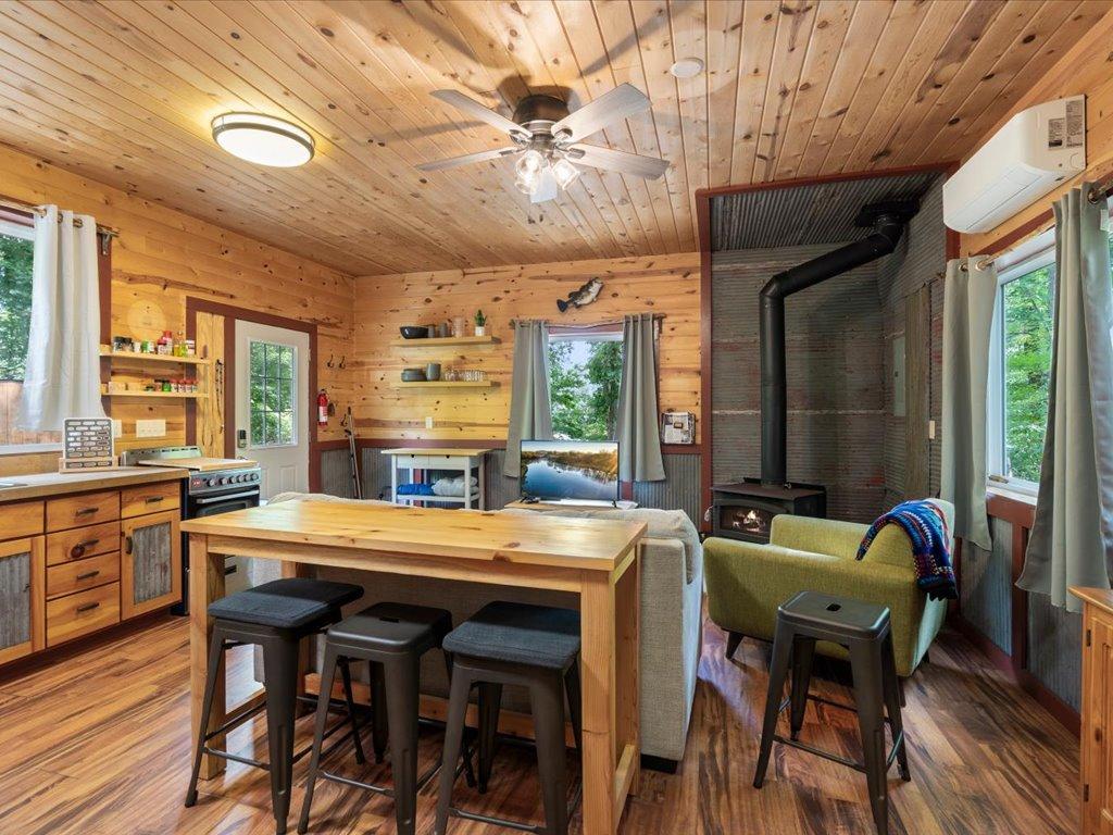 2012 single family home for sale at 10531 Chippewa Beach Road NW in Cass Lake, MN — 2 bed, 1 bath (photo 10 of 38)