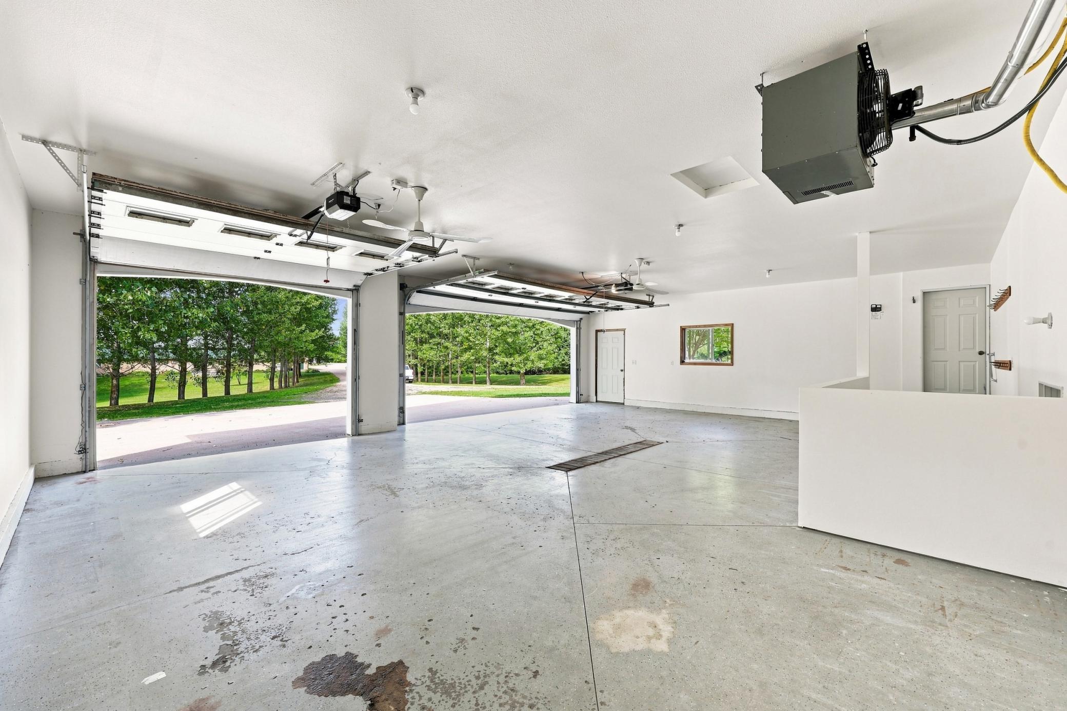 2003 single family home for sale at 15835 145th Avenue in Lake Park, MN — 5 bed, 3 bath (photo 25 of 44)