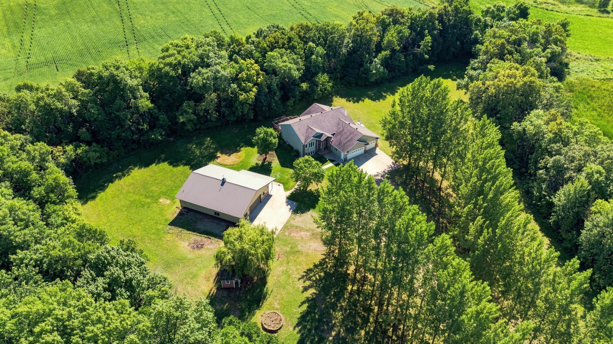 2003 single family home for sale at 15835 145th Avenue in Lake Park, MN — 5 bed, 3 bath (photo 34 of 44)