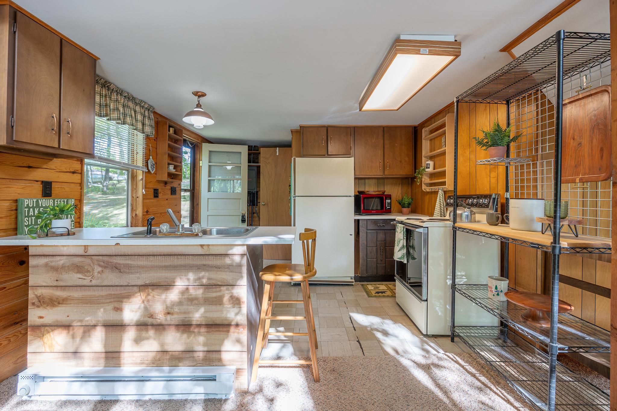 1968 single family home for sale at 425 Hand Lake Lane NW in Pine River, MN — 2 bed, 1 bath (photo 8 of 36)