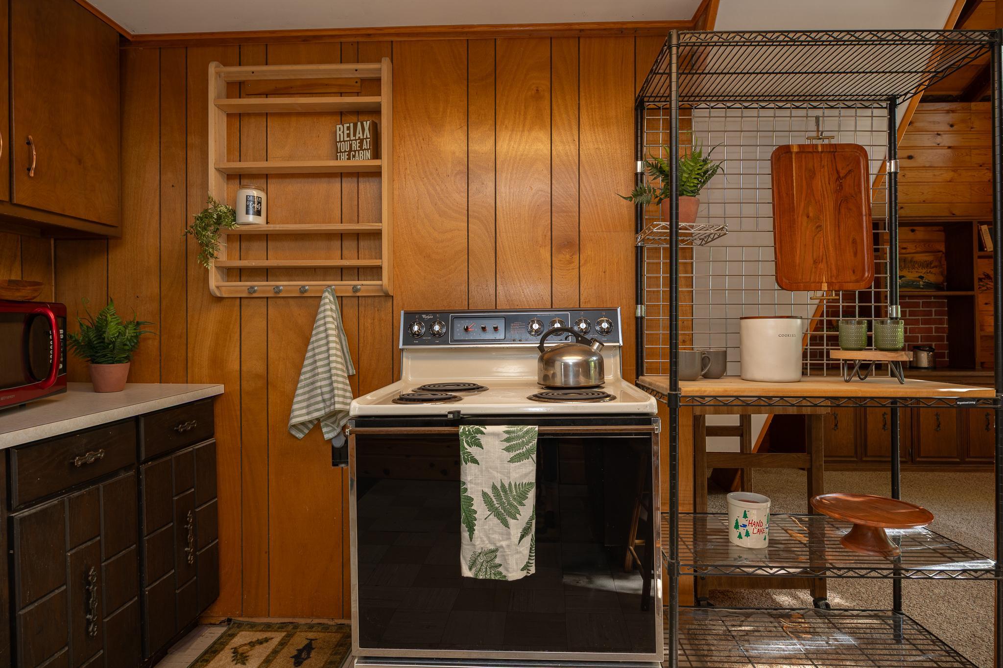1968 single family home for sale at 425 Hand Lake Lane NW in Pine River, MN — 2 bed, 1 bath (photo 10 of 36)