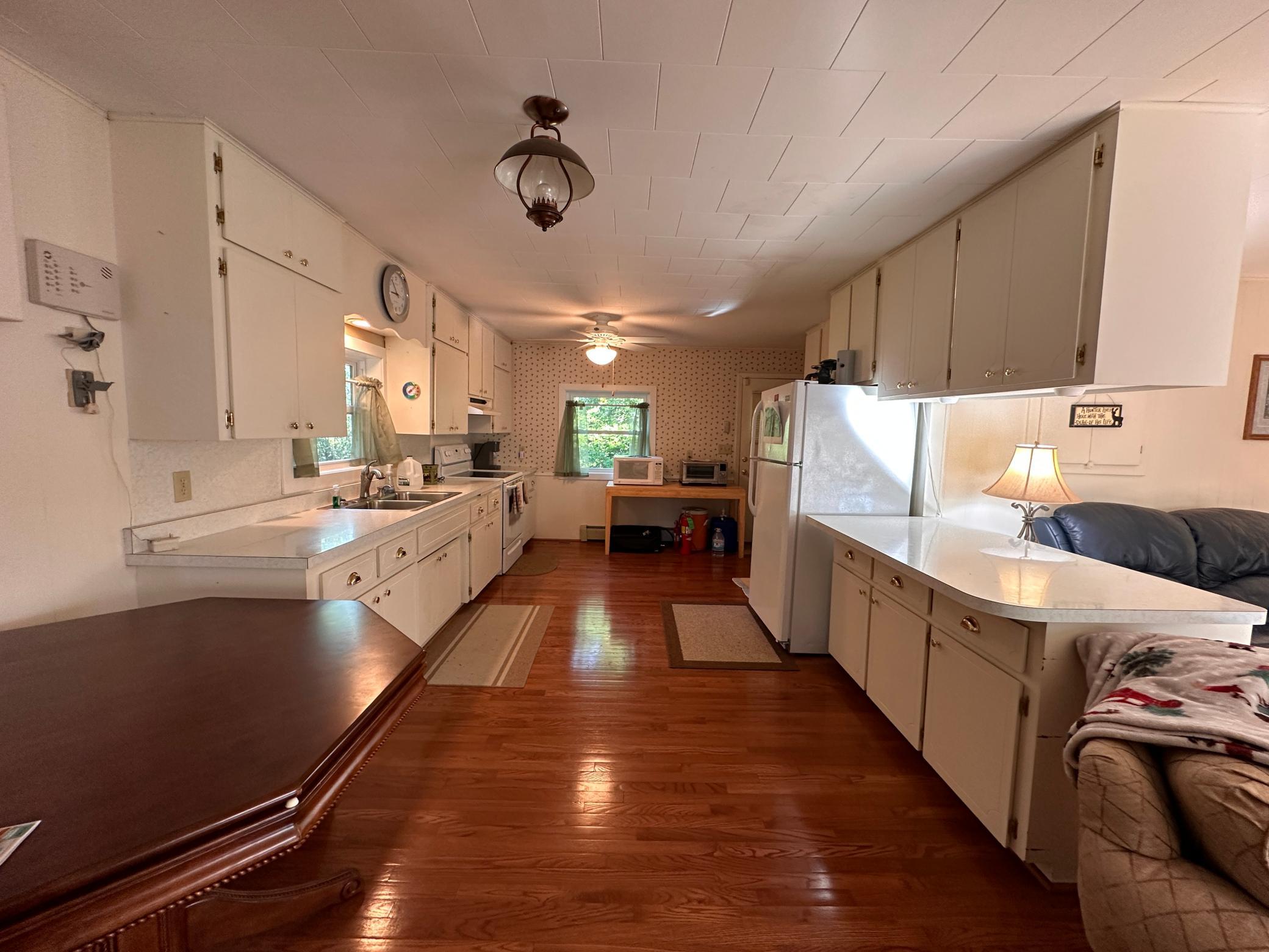 1950 single family home for sale at 40099 Us-71 in Bertha, MN — 4 bed, 2 bath (photo 30 of 55)