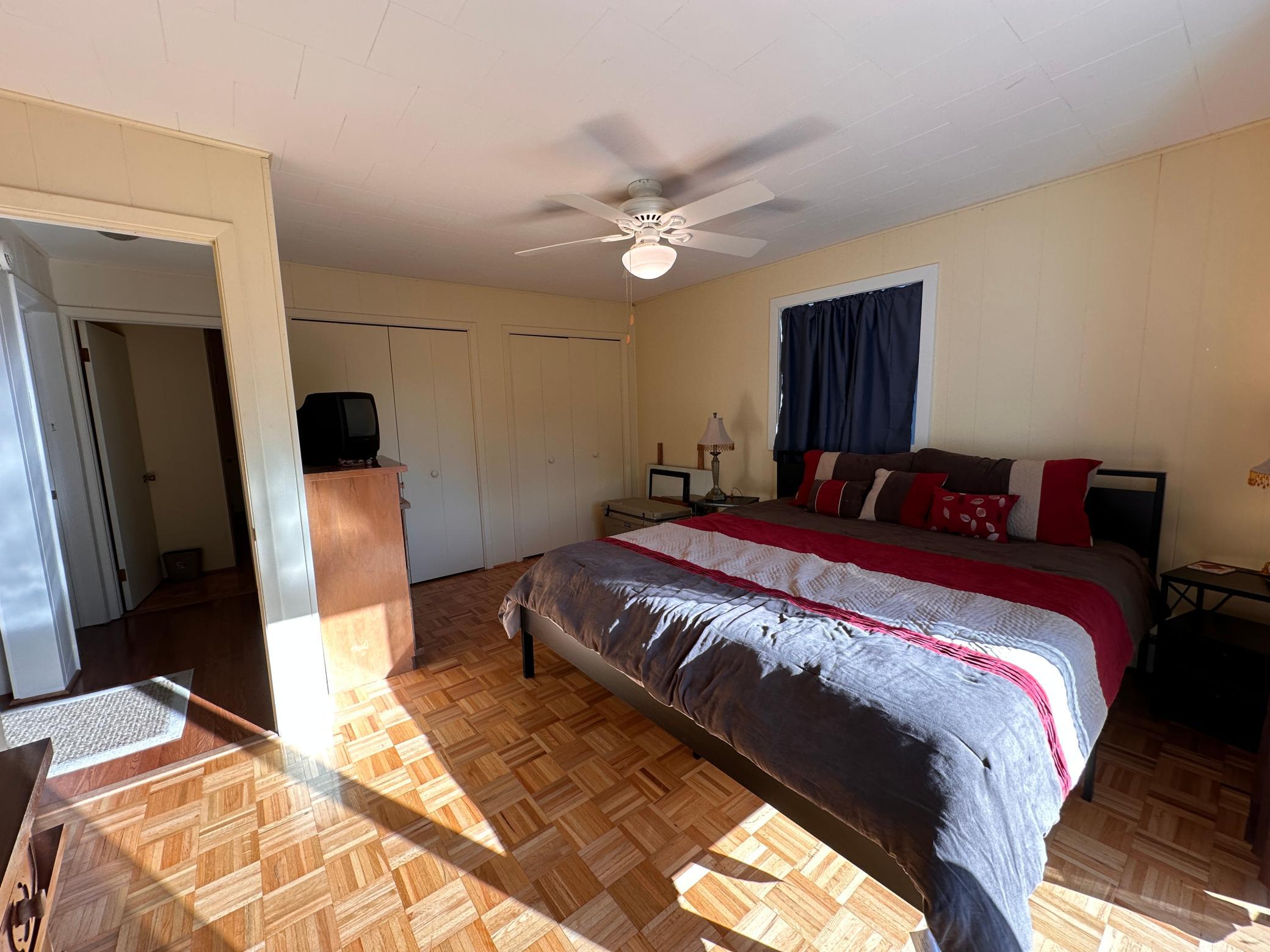 1950 single family home for sale at 40099 Us-71 in Bertha, MN — 4 bed, 2 bath (photo 32 of 55)