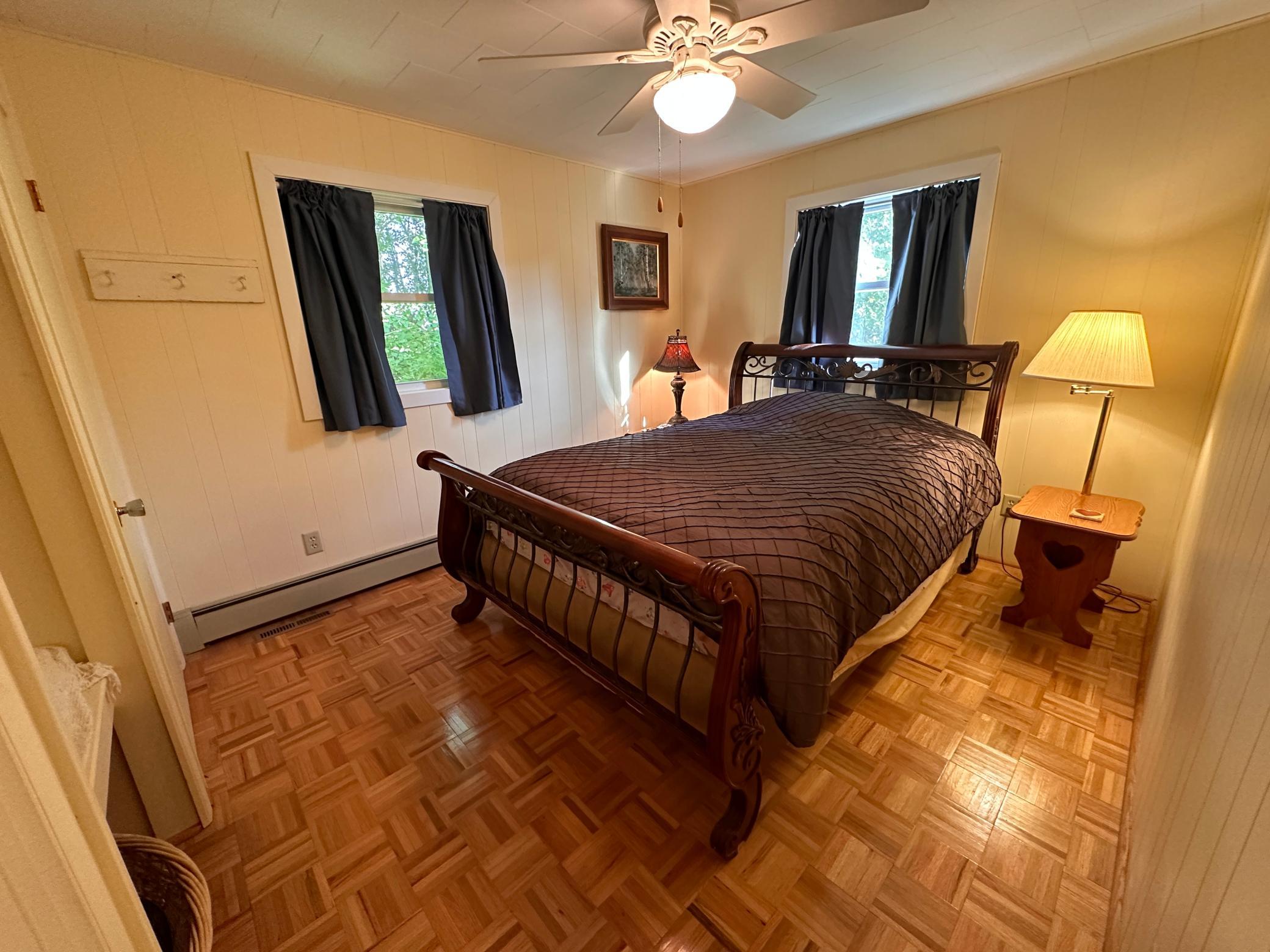 1950 single family home for sale at 40099 Us-71 in Bertha, MN — 4 bed, 2 bath (photo 34 of 55)