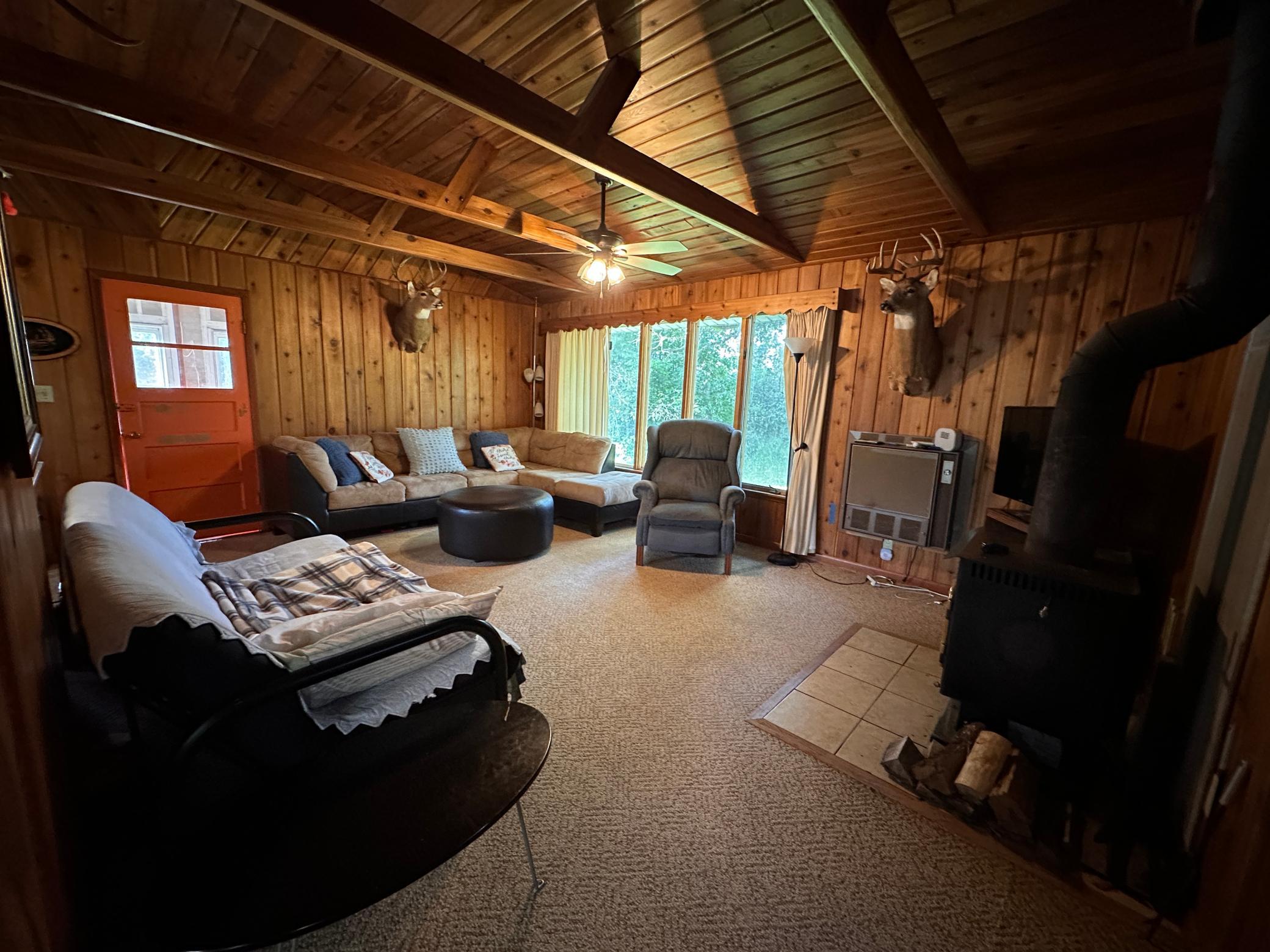 1950 single family home for sale at 40099 Us-71 in Bertha, MN — 4 bed, 2 bath (photo 44 of 55)