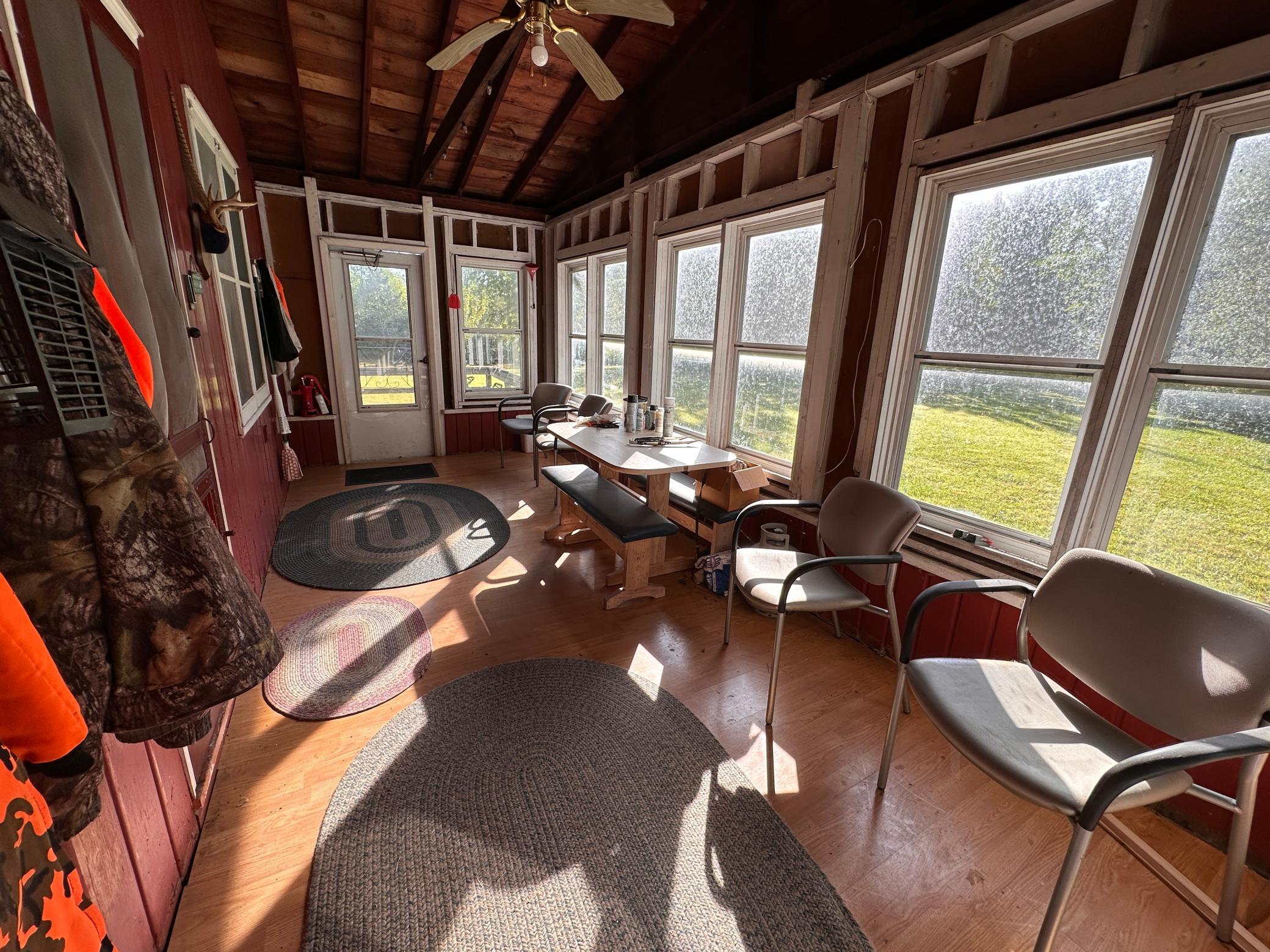 1950 single family home for sale at 40099 Us-71 in Bertha, MN — 4 bed, 2 bath (photo 52 of 55)
