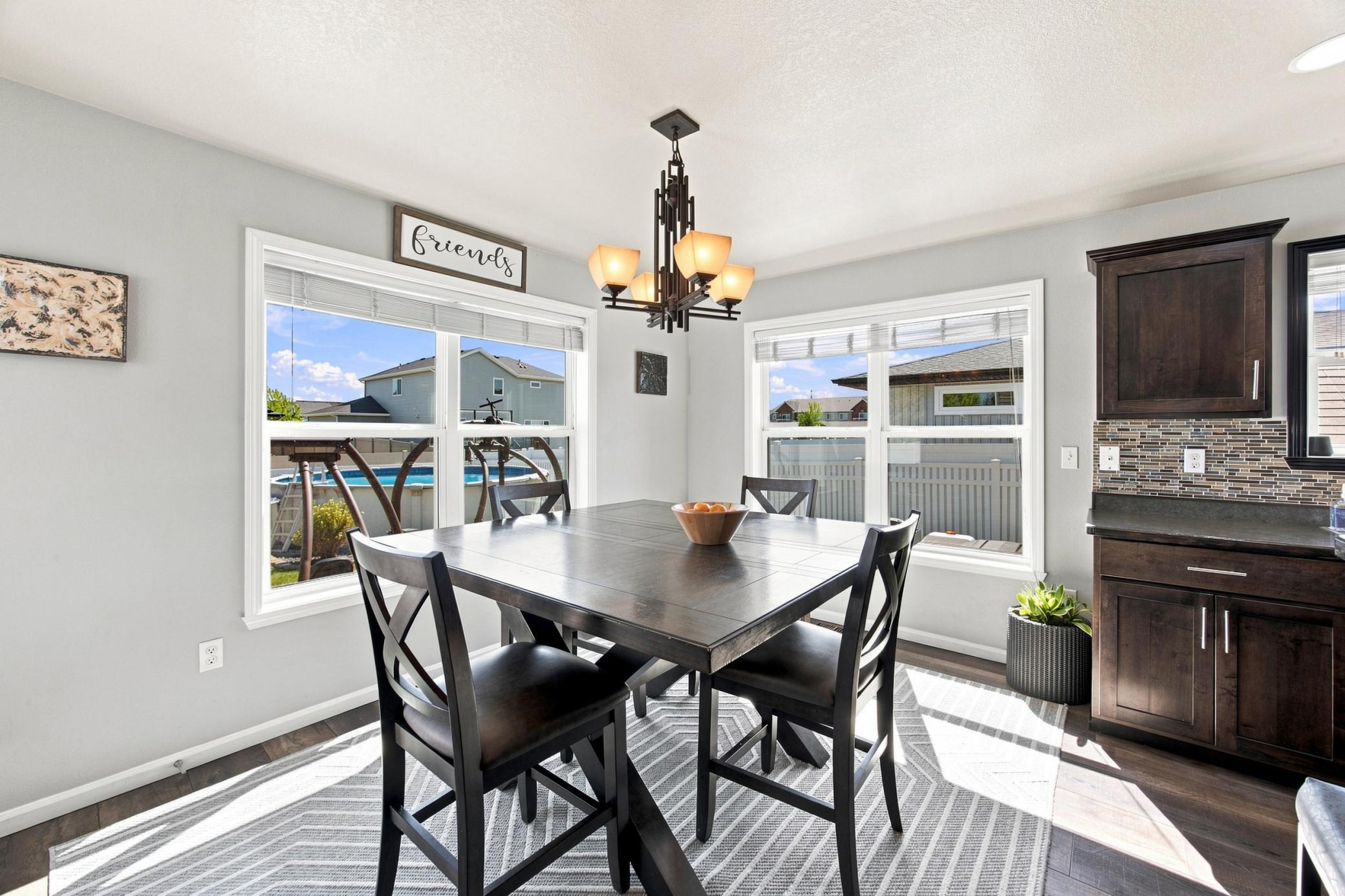 2013 single family home for sale at 3029 2nd Street E in West Fargo, ND — 5 bed, 4 bath (photo 11 of 37)
