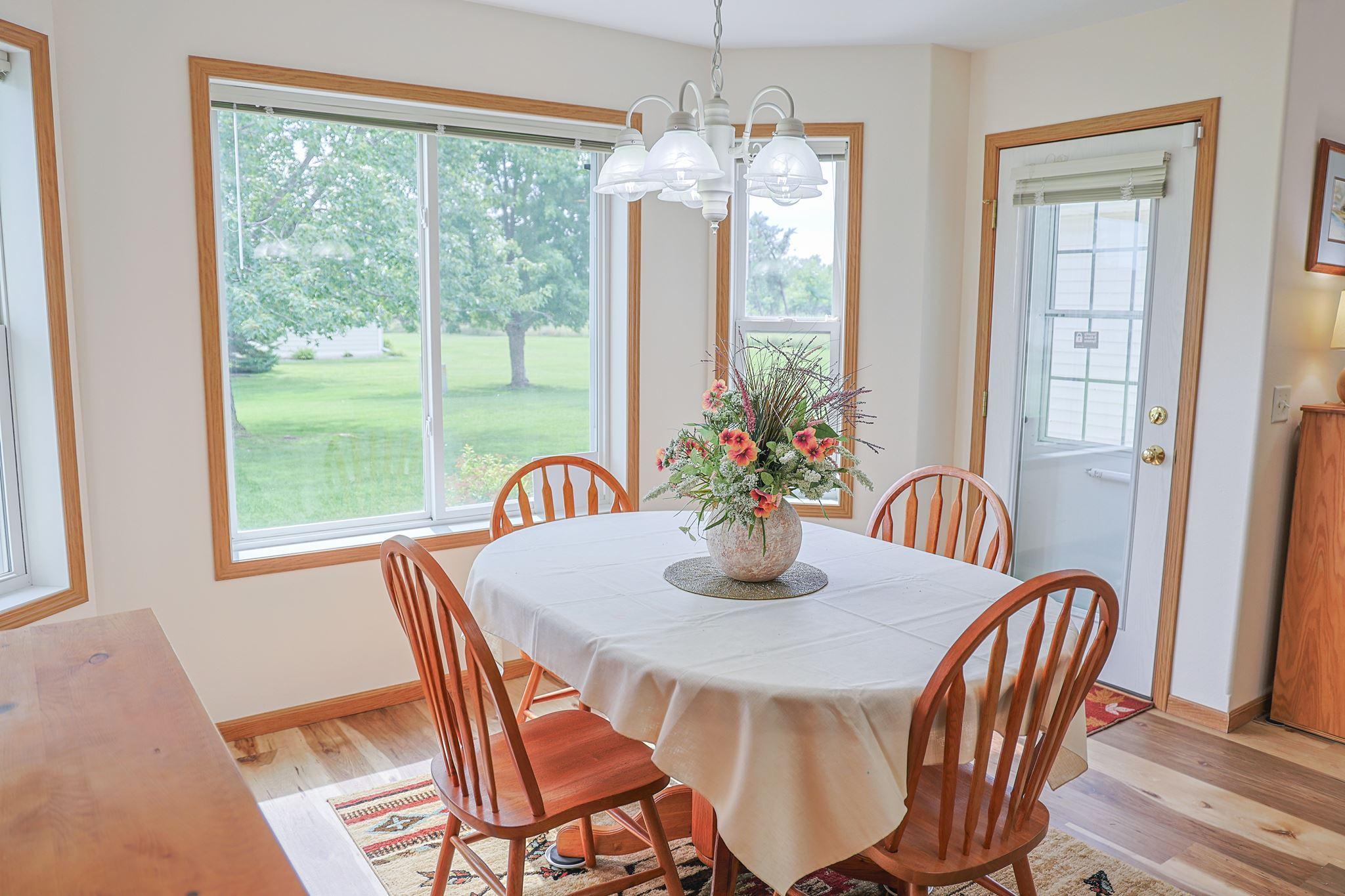 2005 townhouse for sale at 738 35th Street NW in Bemidji, MN — 3 bed, 2 bath (photo 11 of 32)