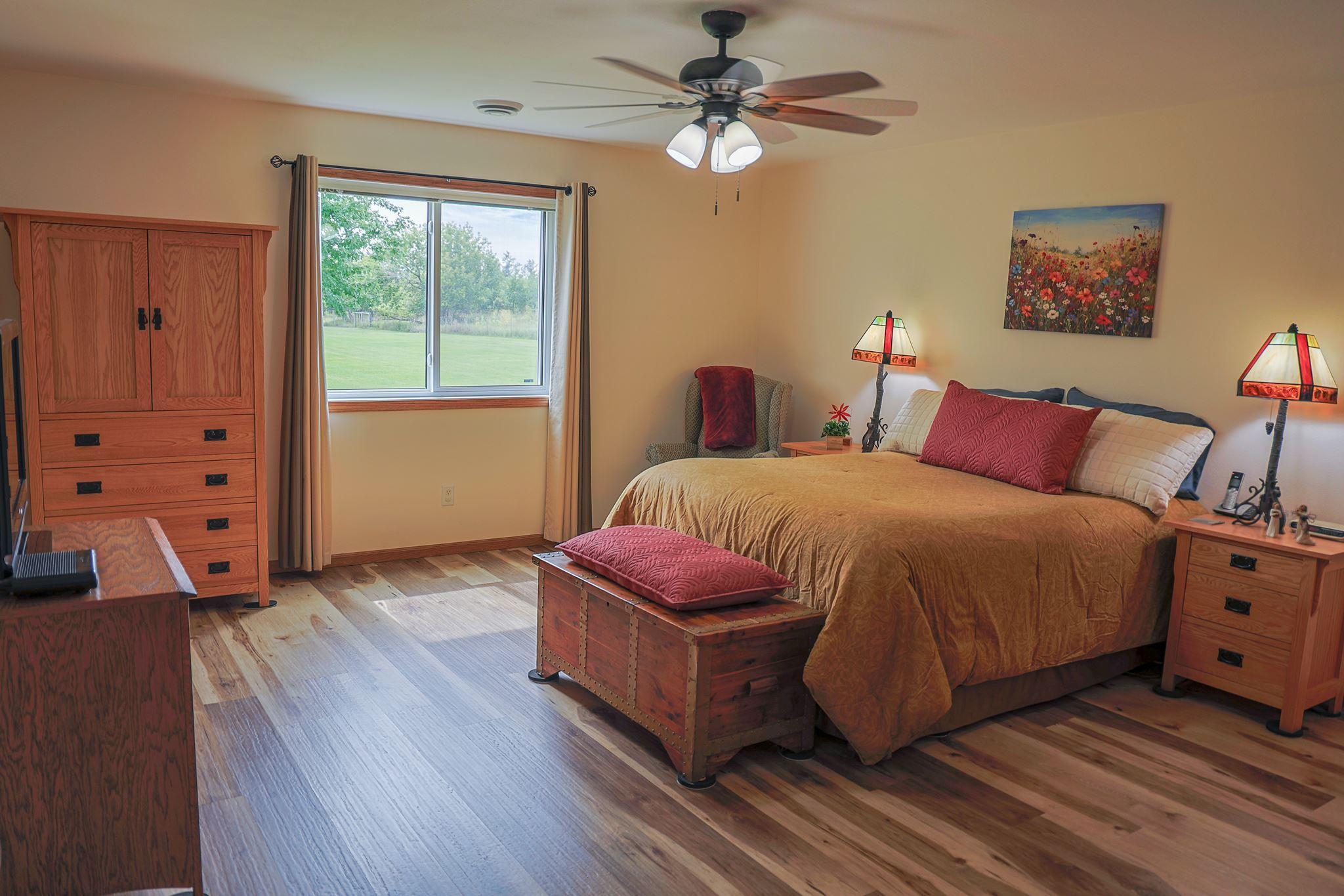 2005 townhouse for sale at 738 35th Street NW in Bemidji, MN — 3 bed, 2 bath (photo 14 of 32)