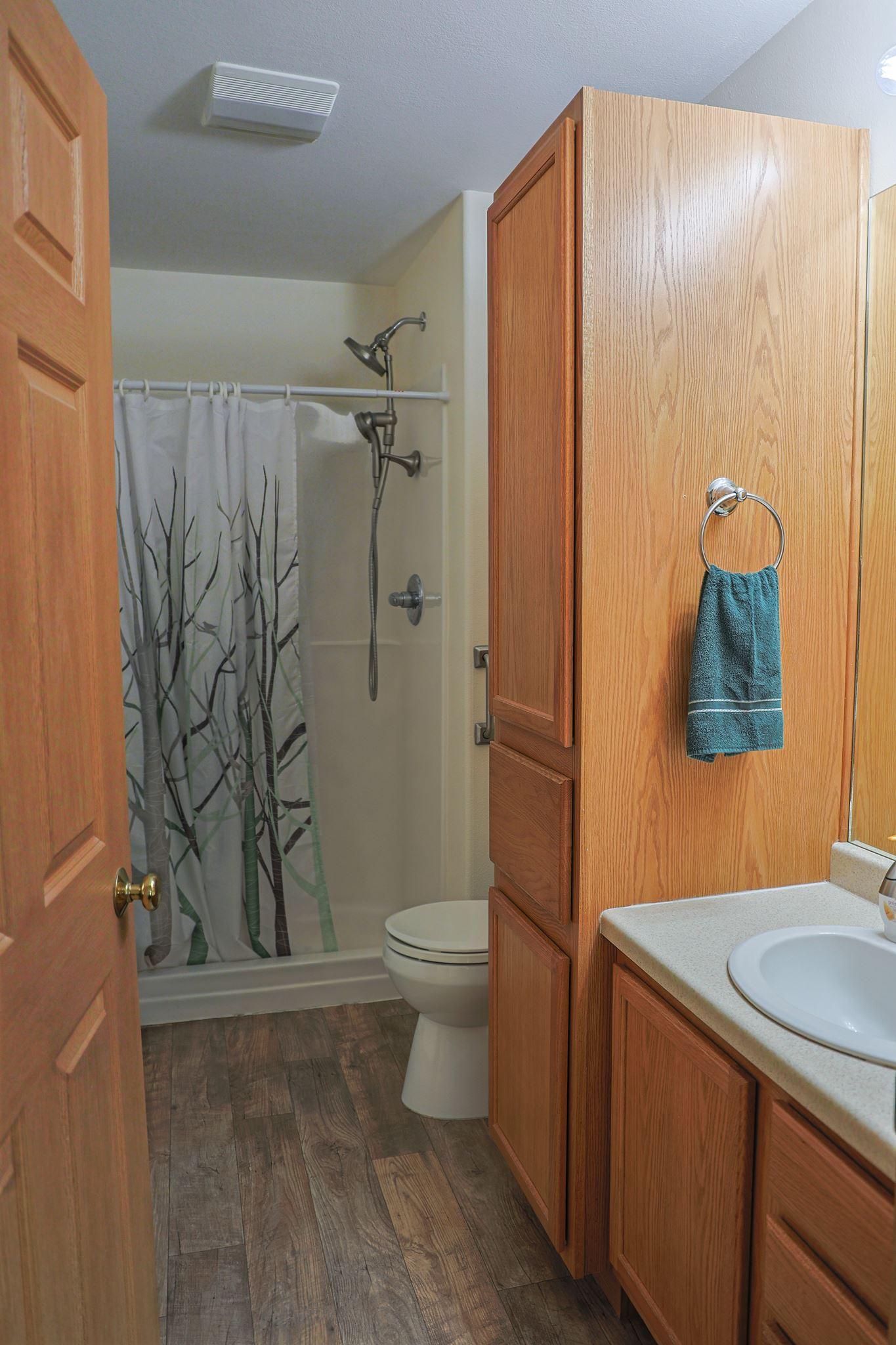 2005 townhouse for sale at 738 35th Street NW in Bemidji, MN — 3 bed, 2 bath (photo 16 of 32)