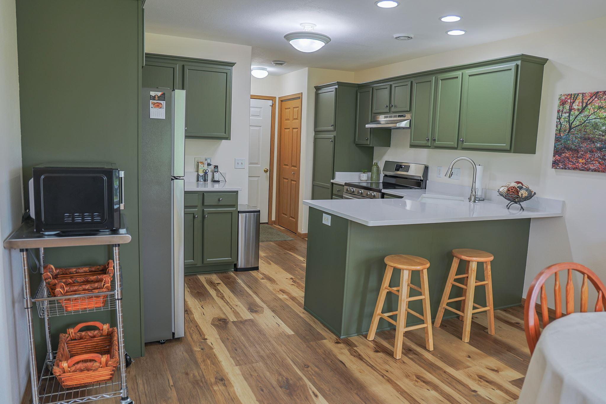 2005 townhouse for sale at 738 35th Street NW in Bemidji, MN — 3 bed, 2 bath (photo 4 of 32)