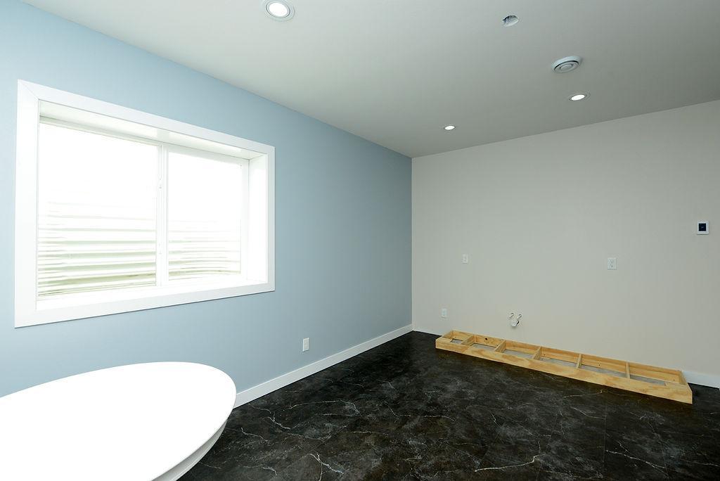 2021 single family home for sale at 6707 54th Avenue S in Fargo, ND — 5 bed, 4 bath (photo 38 of 48)