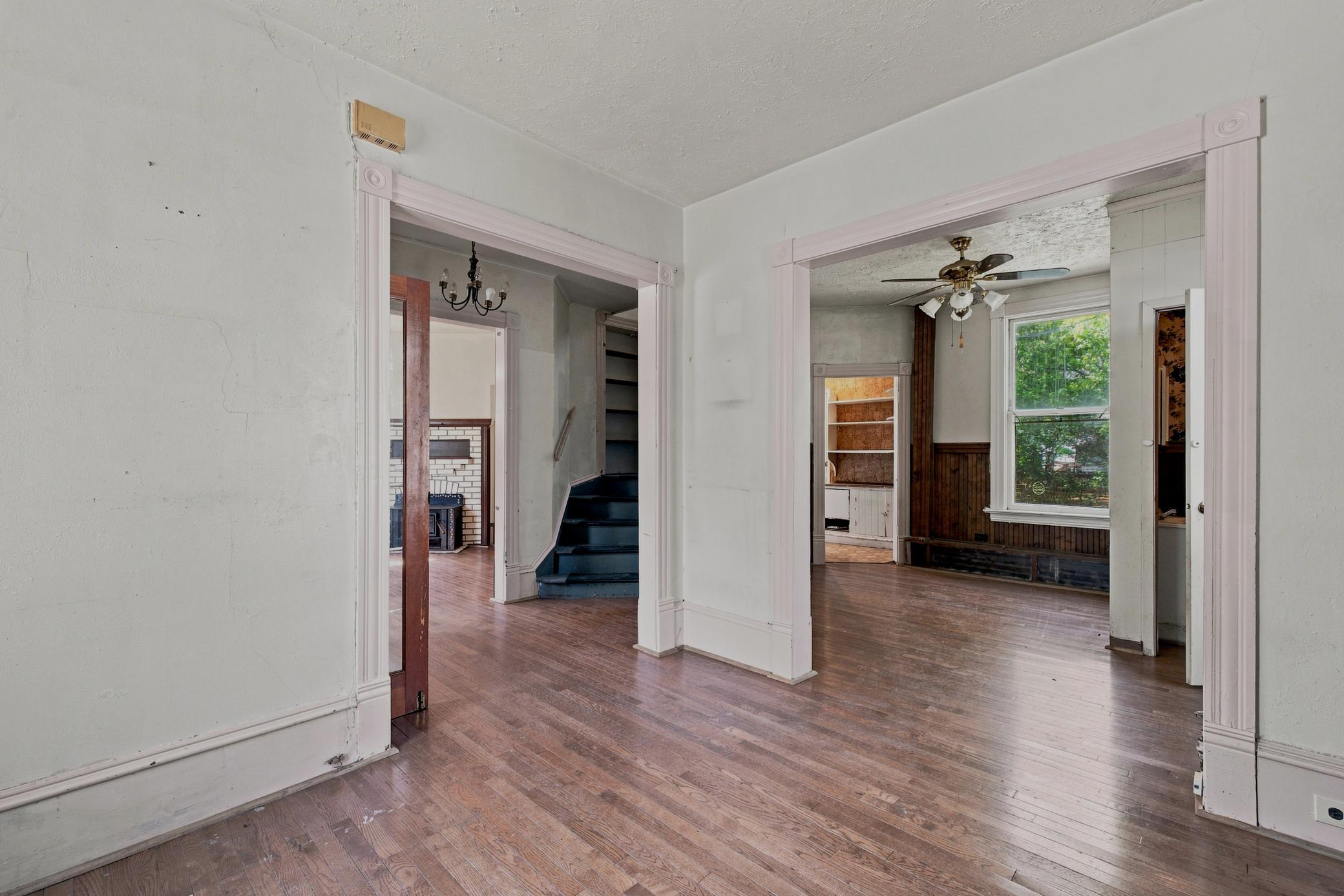 1899 single family home for sale at 1028 7th Street N in Fargo, ND — 4 bed, 3 bath (photo 14 of 59)