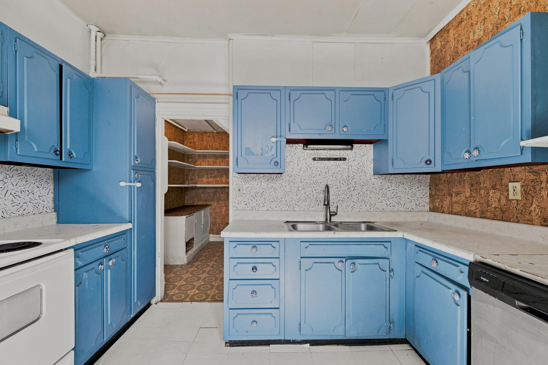 1899 single family home for sale at 1028 7th Street N in Fargo, ND — 4 bed, 3 bath (photo 22 of 59)