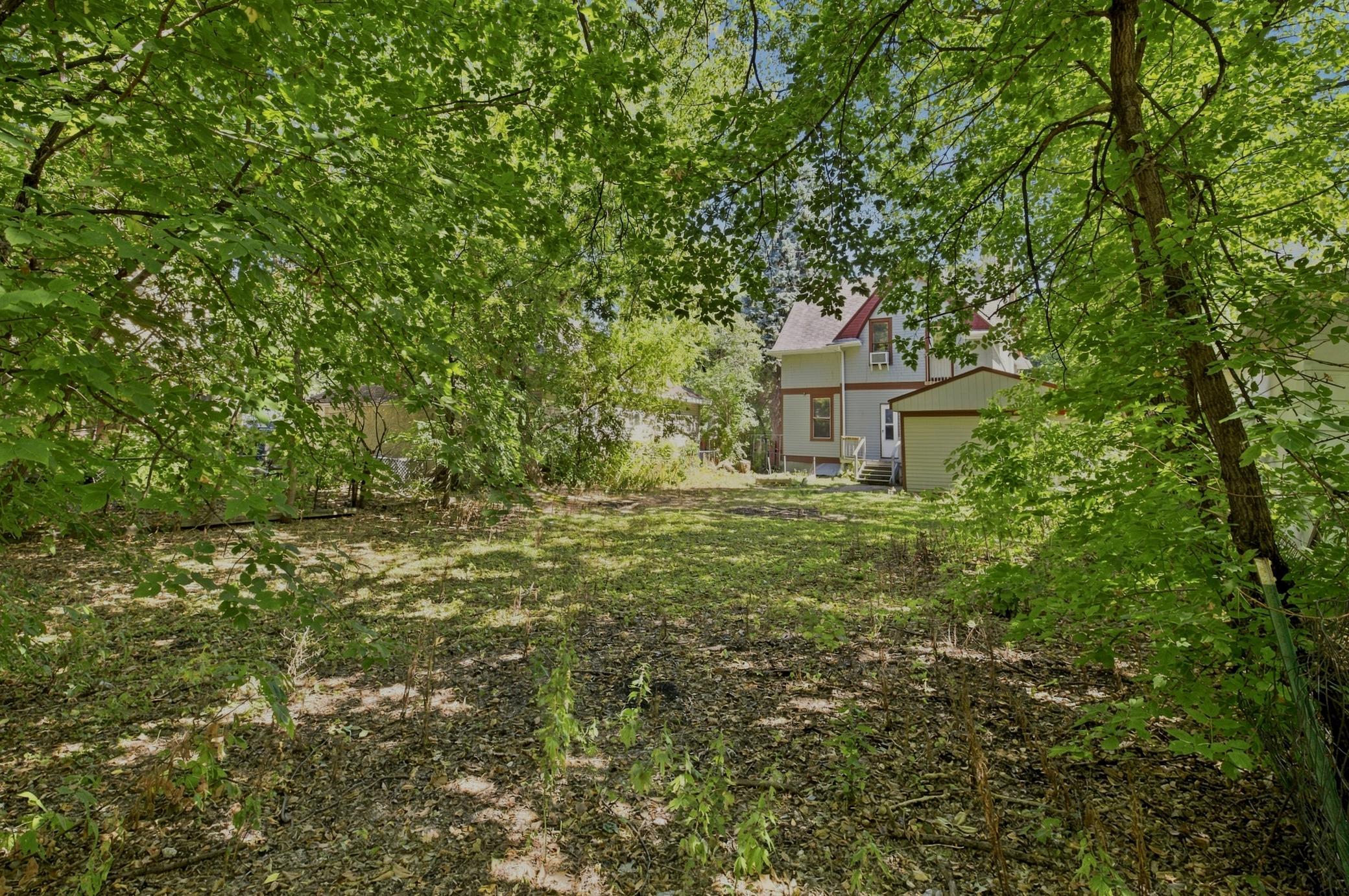 1899 single family home for sale at 1028 7th Street N in Fargo, ND — 4 bed, 3 bath (photo 57 of 59)