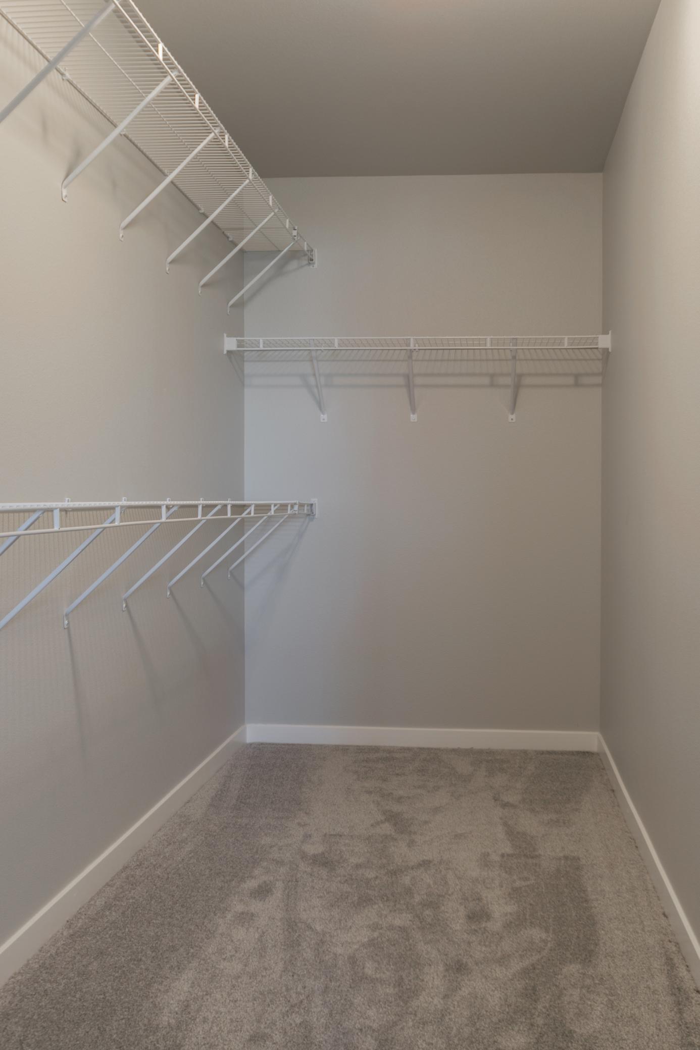 2025 single family home for sale at 6208 86th Avenue S in Horace, ND — 3 bed, 2 bath (photo 25 of 38)