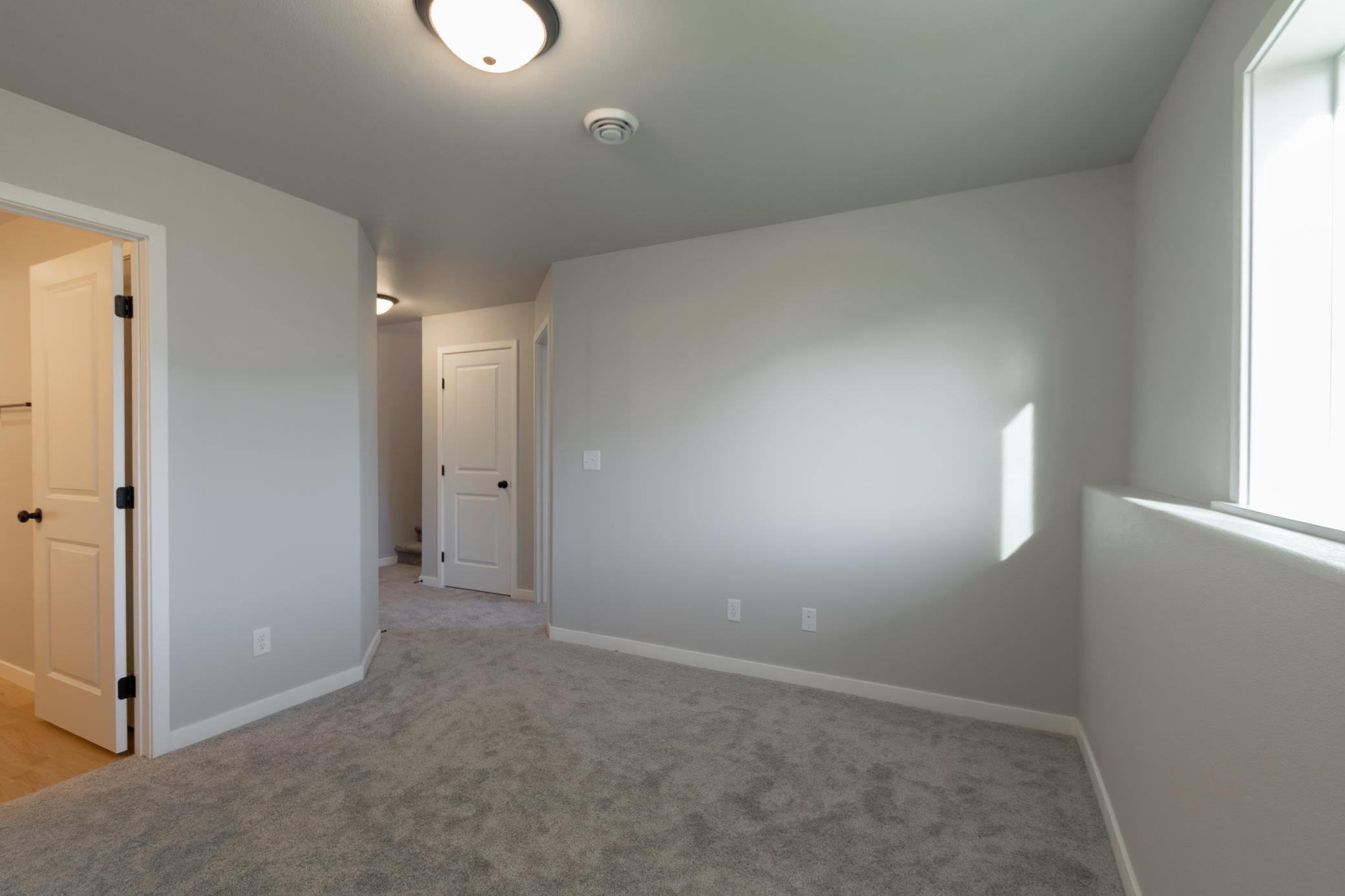 2025 single family home for sale at 6208 86th Avenue S in Horace, ND — 3 bed, 2 bath (photo 33 of 38)