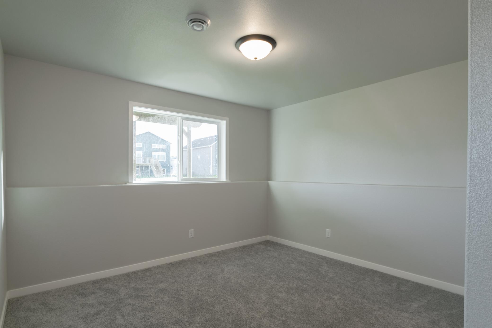 2025 single family home for sale at 6208 86th Avenue S in Horace, ND — 3 bed, 2 bath (photo 34 of 38)