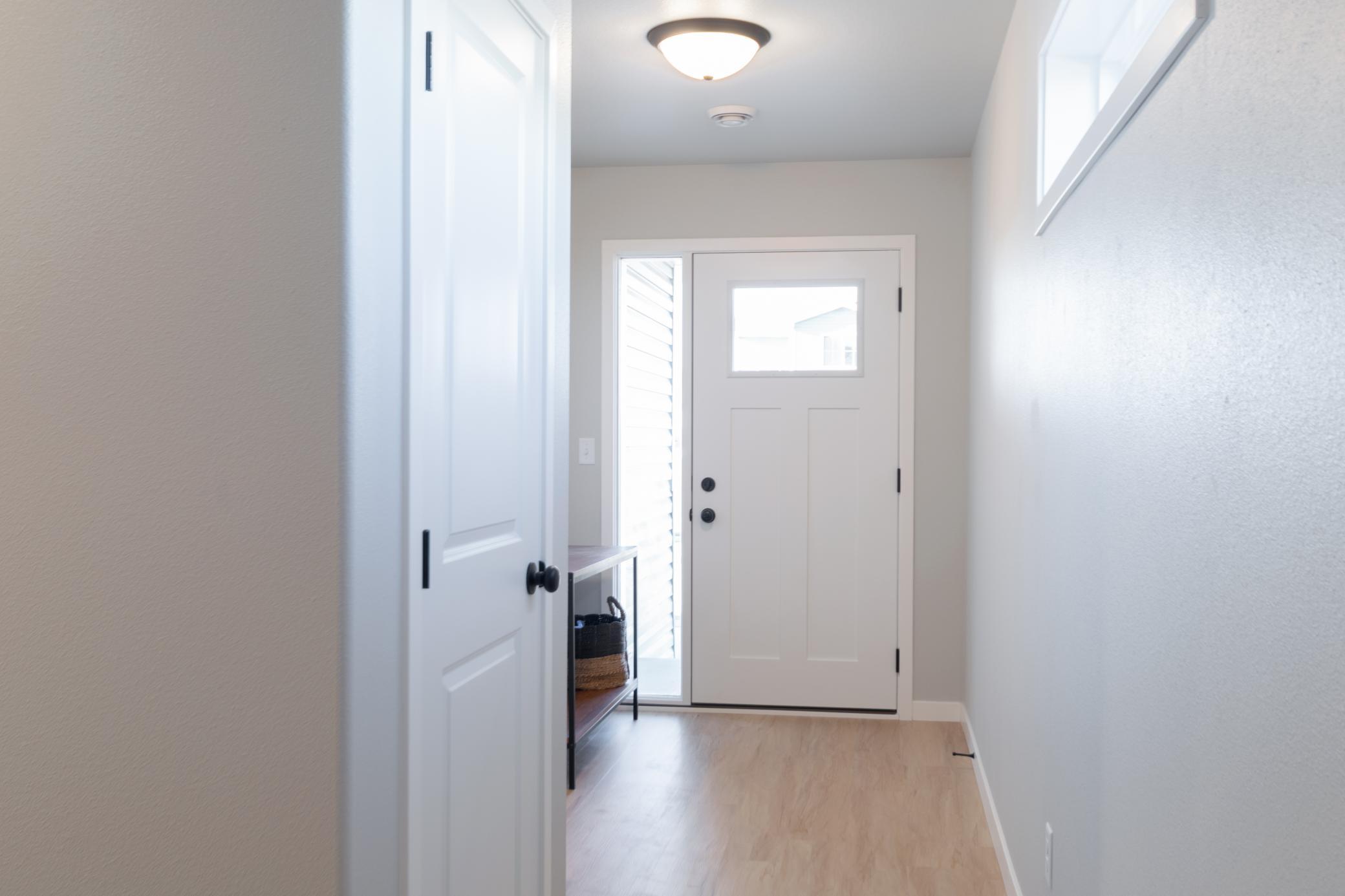 2025 single family home for sale at 6208 86th Avenue S in Horace, ND — 3 bed, 2 bath (photo 6 of 38)