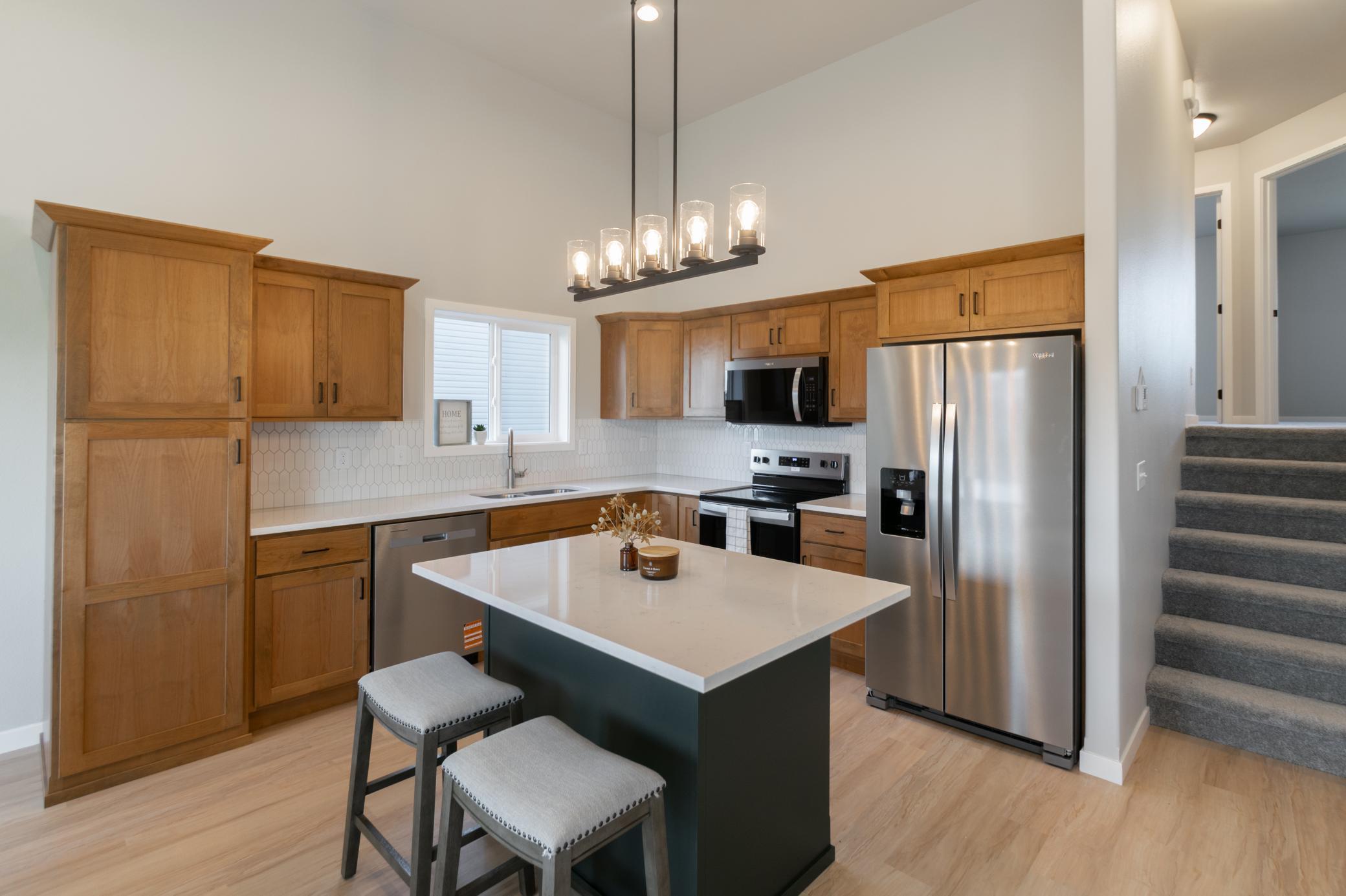 2025 single family home for sale at 6208 86th Avenue S in Horace, ND — 3 bed, 2 bath (photo 8 of 38)