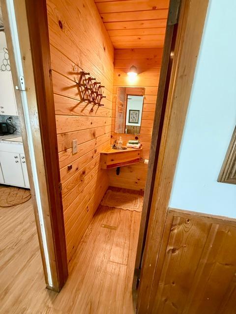1950 single family home for sale at 23479 430th St, Unit #7 in Pelican Rapids, MN — 2 bed, 1 bath (photo 8 of 23)
