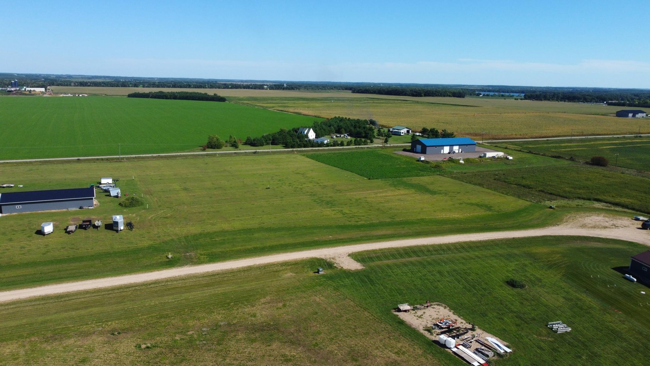 land for sale at 140 Bonnies Ln in Ottertail, MN (photo 2 of 8)