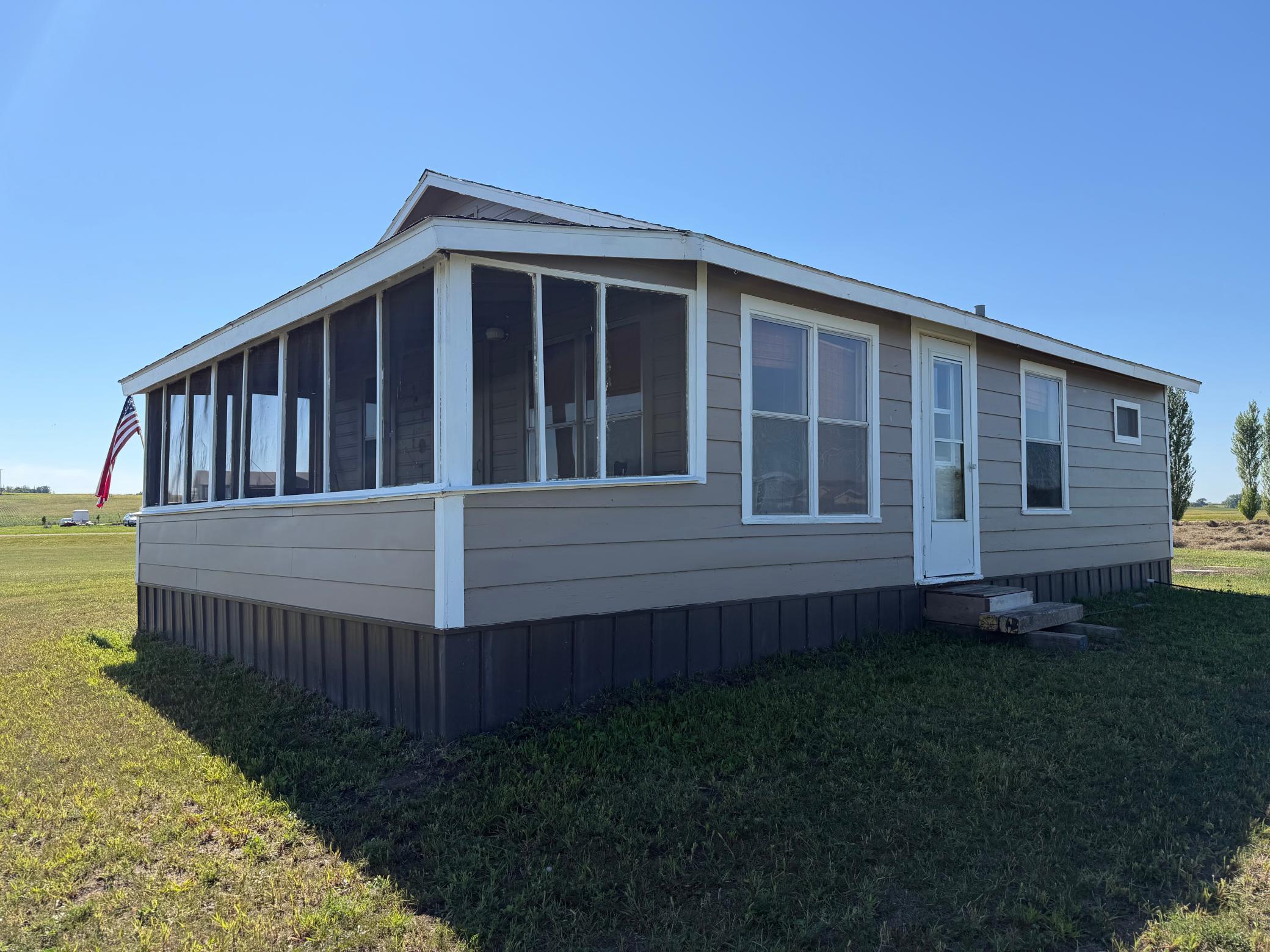 1965 single family home for sale at 27887 238th Street in Fergus Falls, MN — 2 bed, 1 bath (photo 17 of 32)