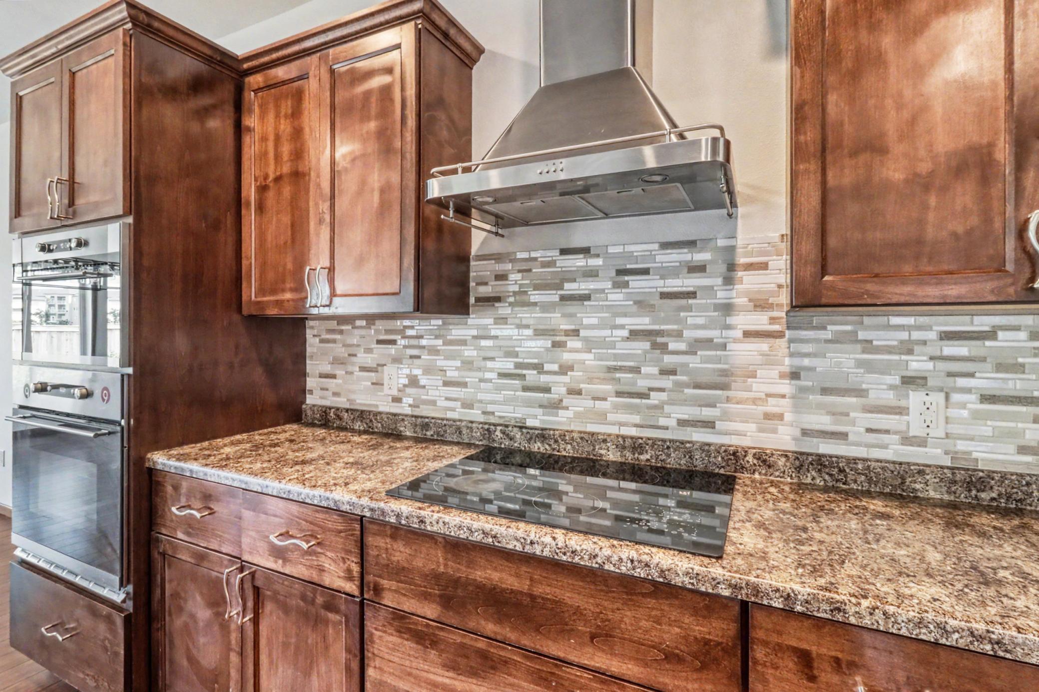 2012 single family home for sale at 5001 44th Street S in Fargo, ND — 5 bed, 4 bath (photo 16 of 66)