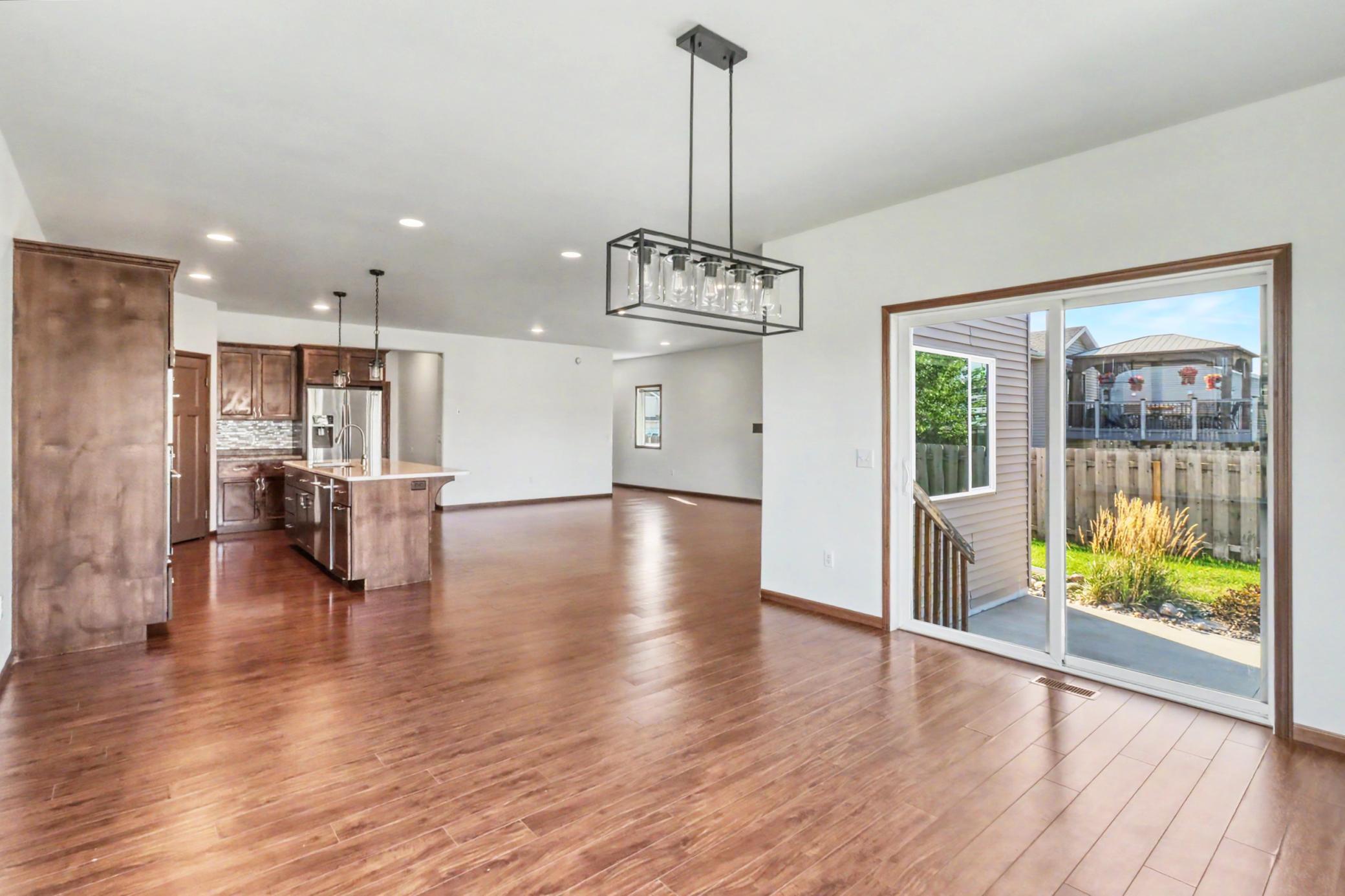 2012 single family home for sale at 5001 44th Street S in Fargo, ND — 5 bed, 4 bath (photo 21 of 66)