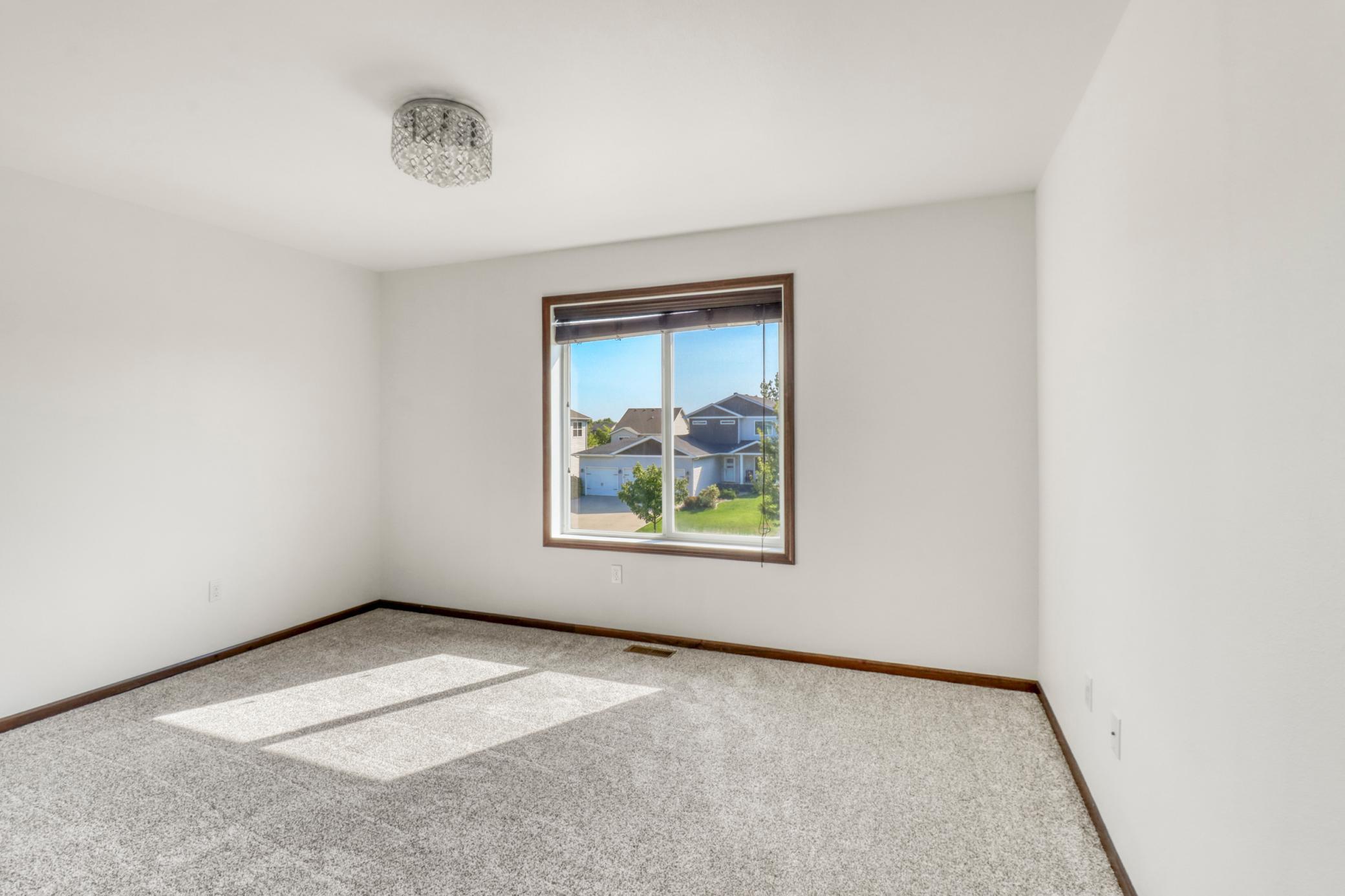 2012 single family home for sale at 5001 44th Street S in Fargo, ND — 5 bed, 4 bath (photo 47 of 66)