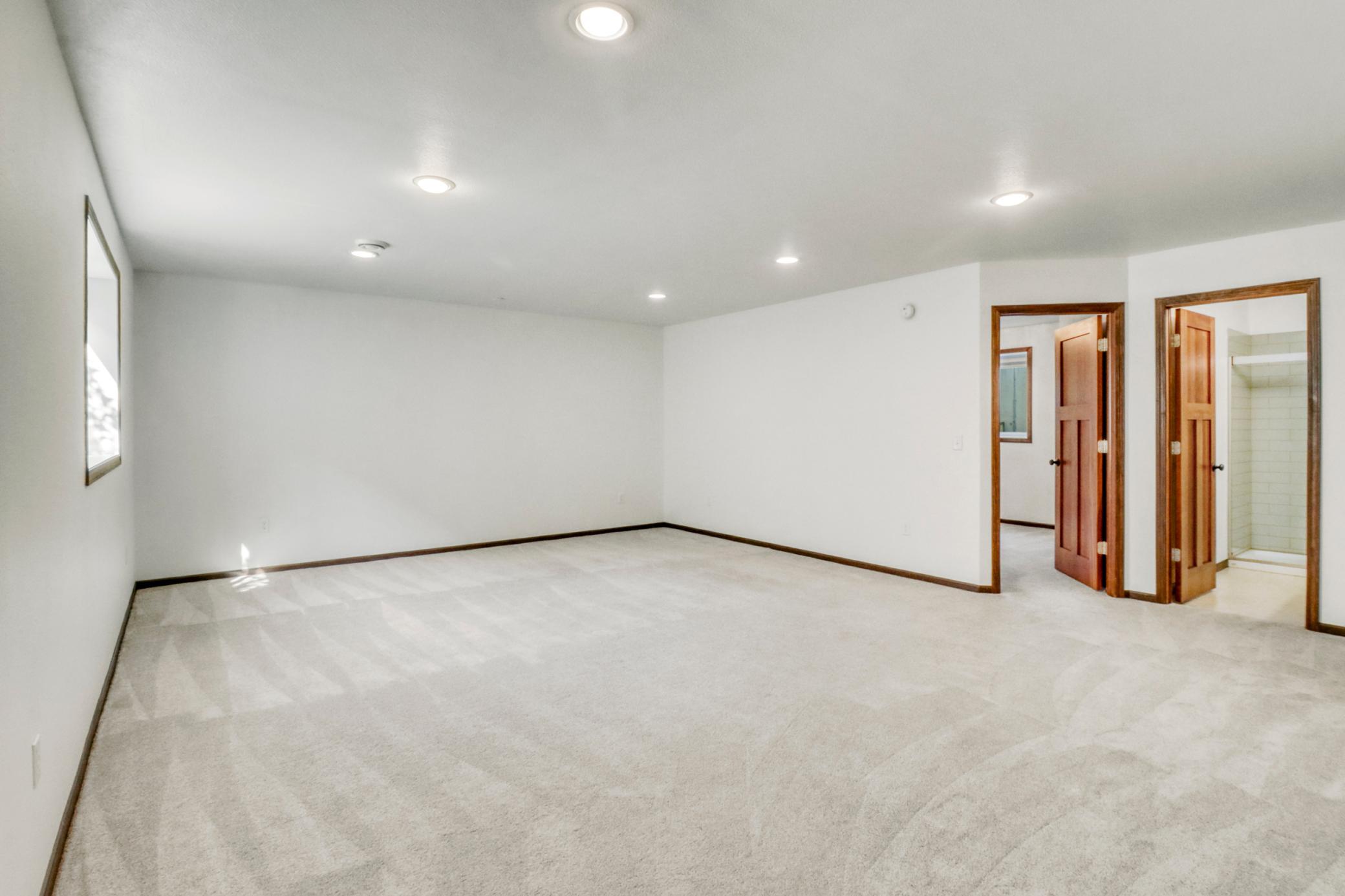 2012 single family home for sale at 5001 44th Street S in Fargo, ND — 5 bed, 4 bath (photo 51 of 66)