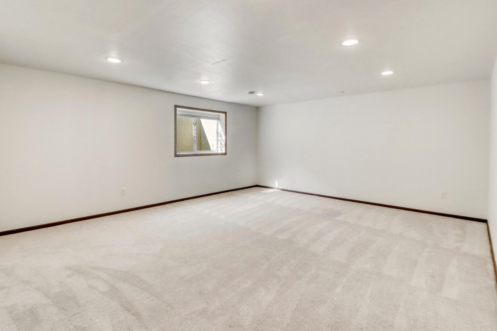 2012 single family home for sale at 5001 44th Street S in Fargo, ND — 5 bed, 4 bath (photo 53 of 66)