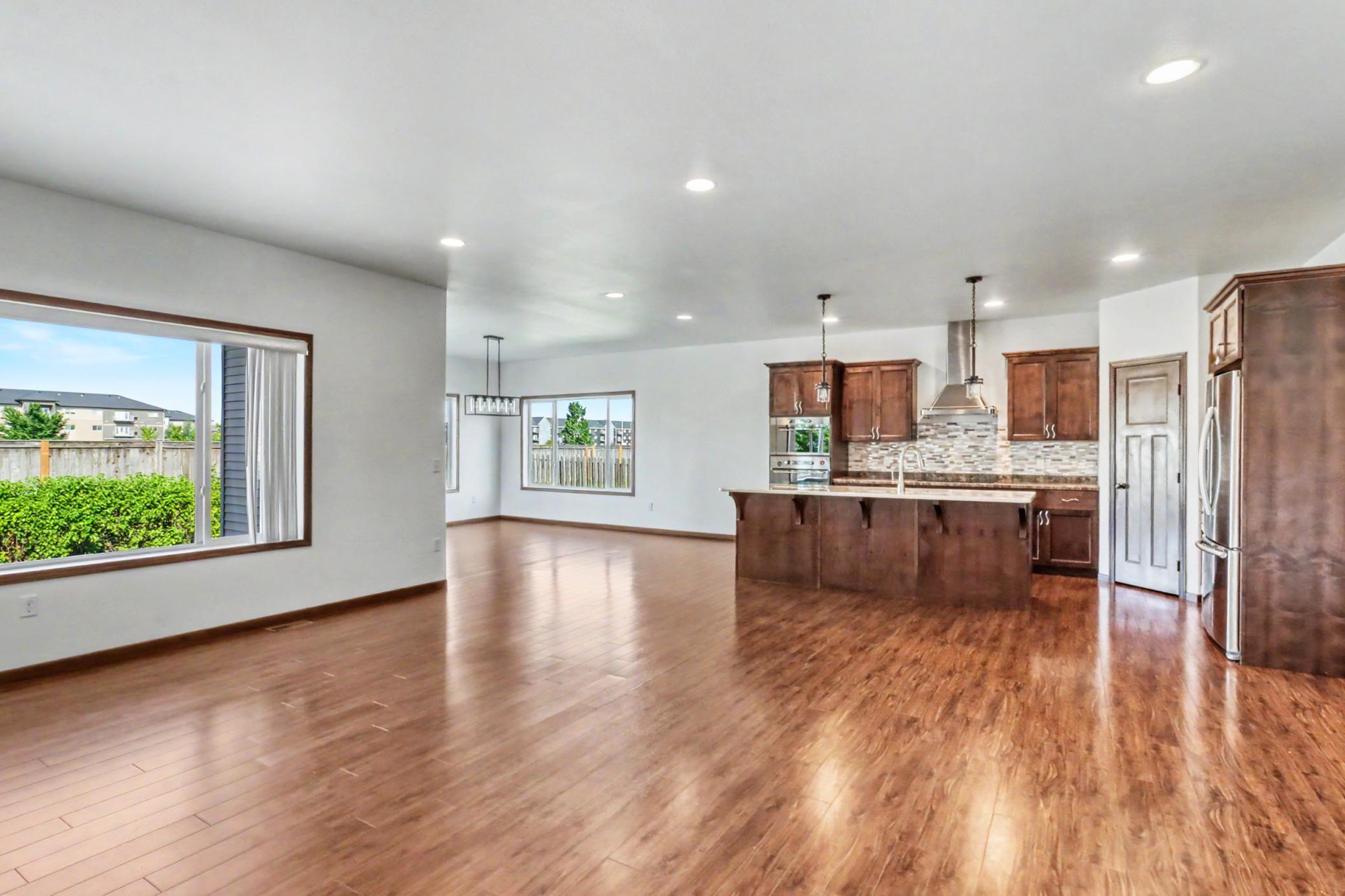 2012 single family home for sale at 5001 44th Street S in Fargo, ND — 5 bed, 4 bath (photo 10 of 66)