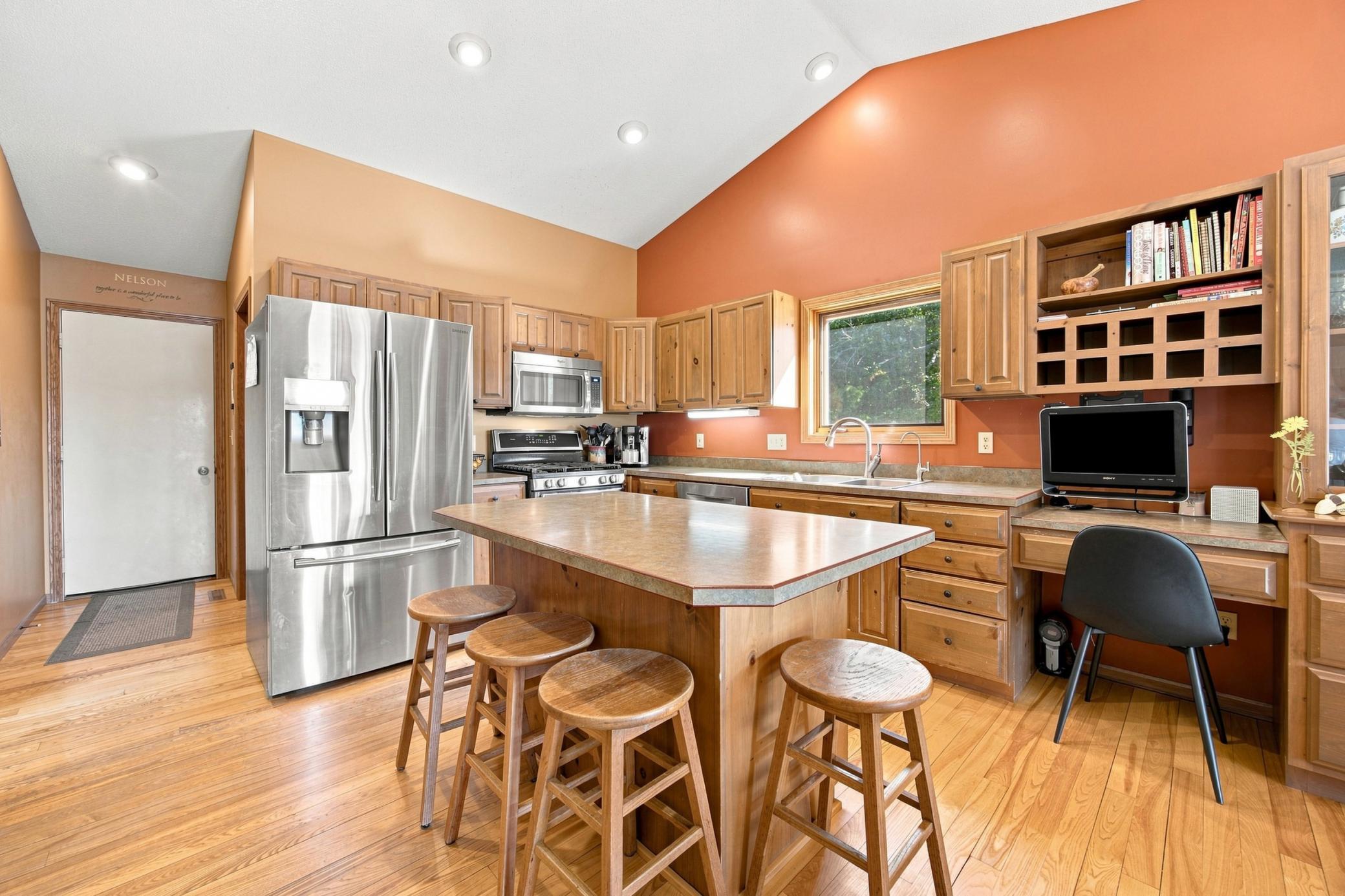 1994 single family home for sale at 28633 N Buffalo Lake Road in Callaway, MN — 5 bed, 5 bath (photo 15 of 45)