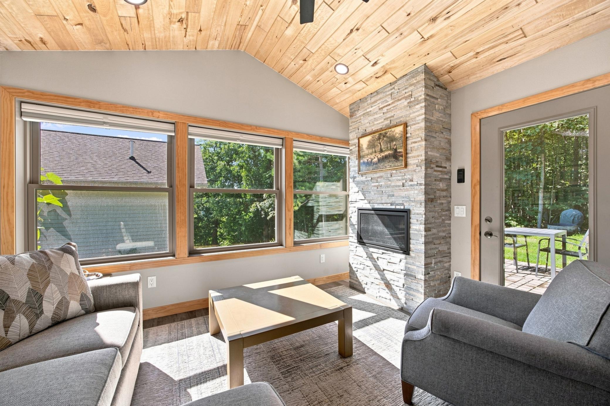 1994 single family home for sale at 28633 N Buffalo Lake Road in Callaway, MN — 5 bed, 5 bath (photo 10 of 45)