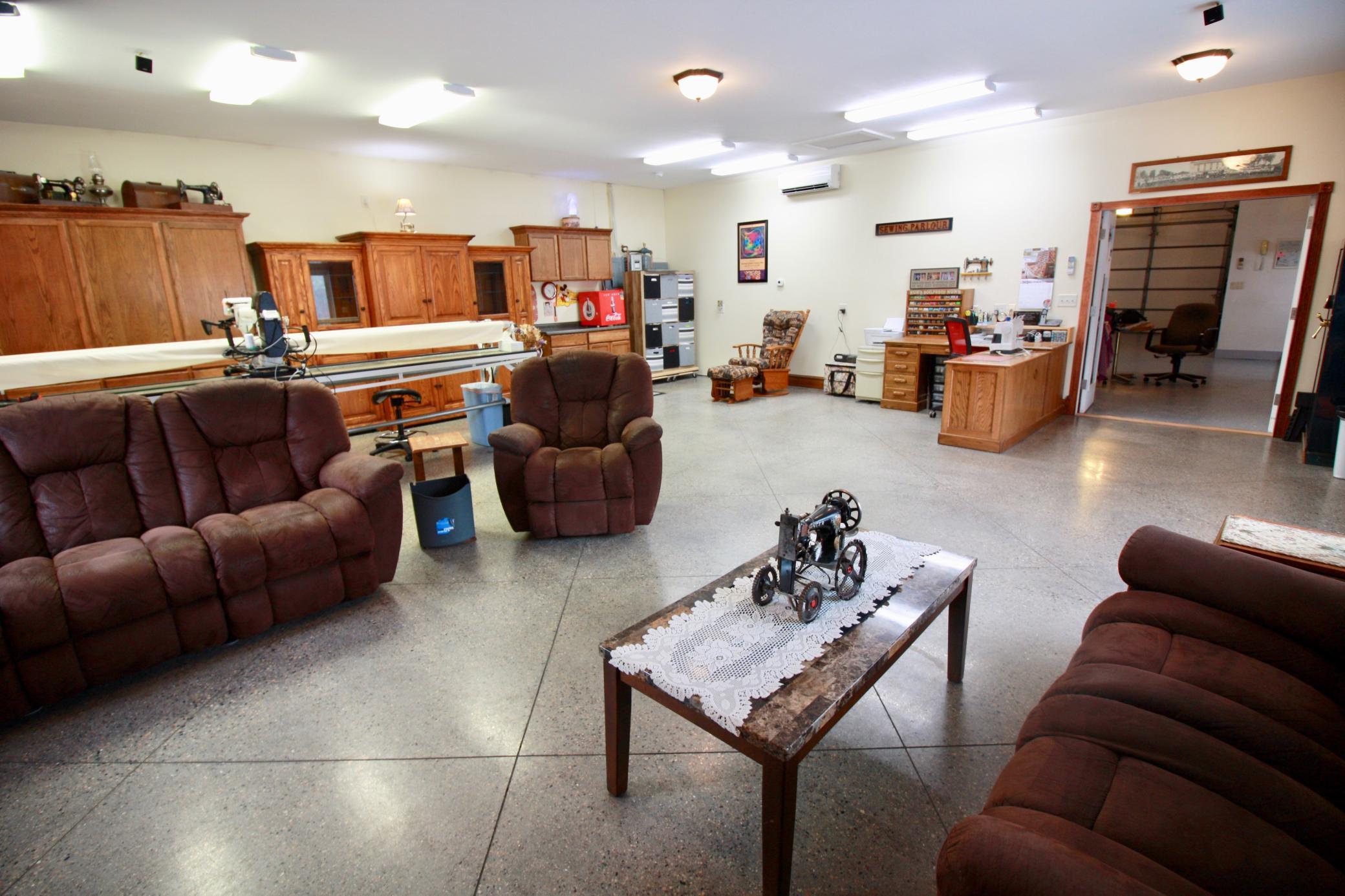1992 single family home for sale at 525 12th Street N in Breckenridge, MN — 4 bed, 2 bath (photo 13 of 74)