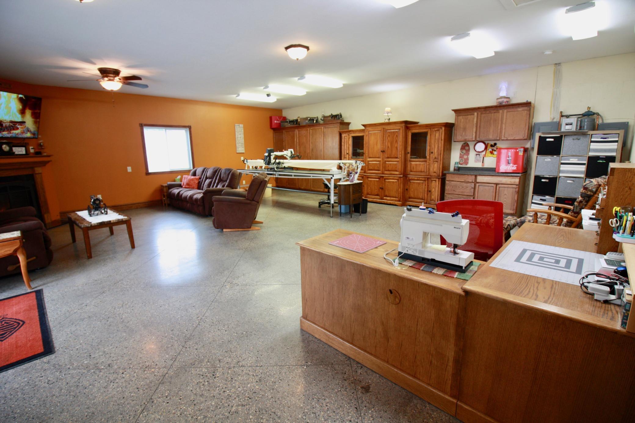 1992 single family home for sale at 525 12th Street N in Breckenridge, MN — 4 bed, 2 bath (photo 15 of 74)